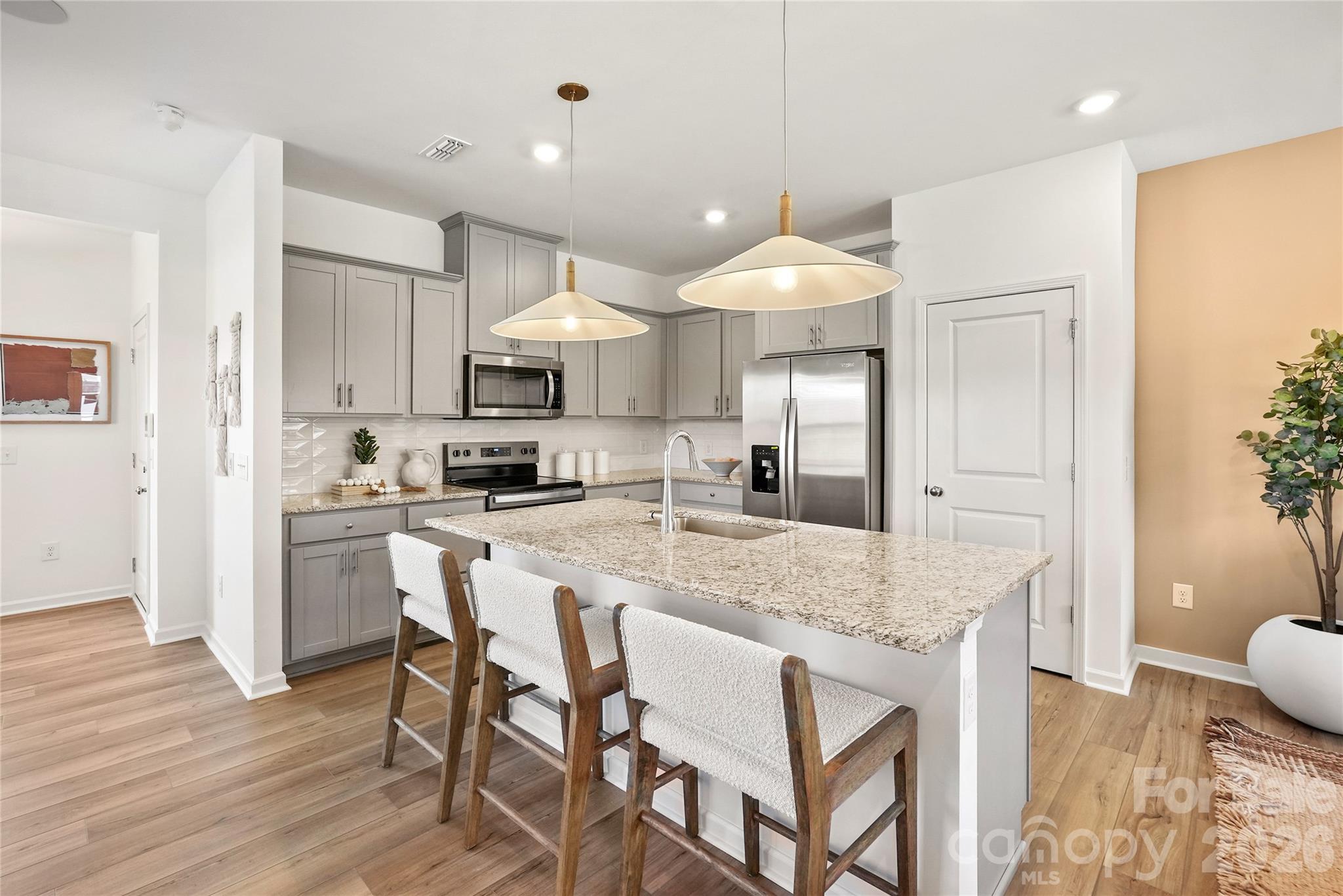 2102 Cobble Court 178