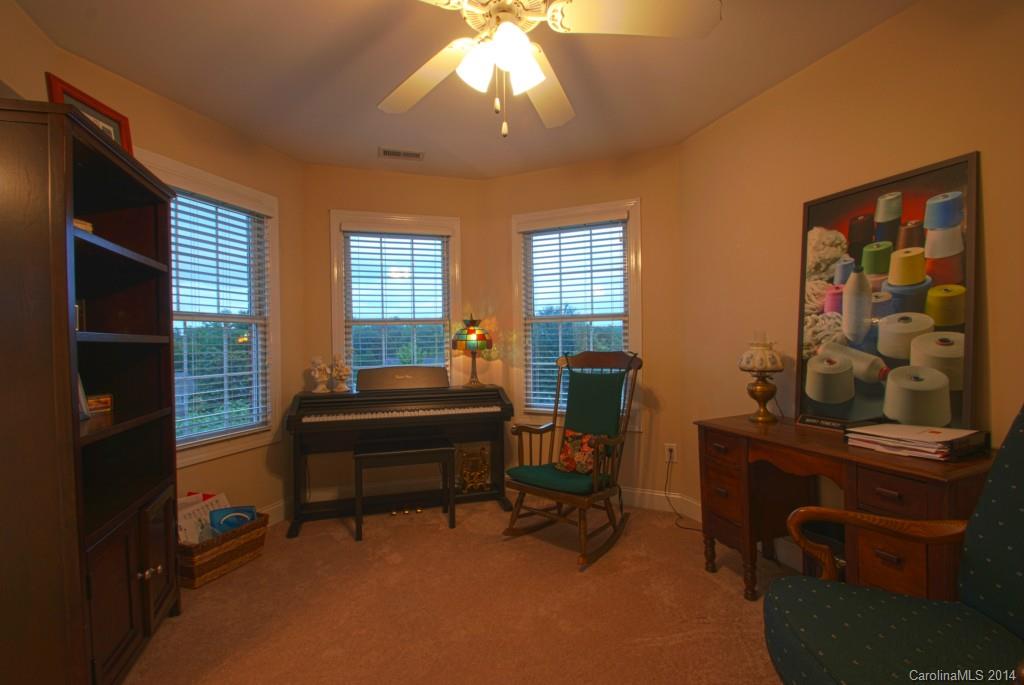 Lake Ridge At Pinsto Forest - Residential