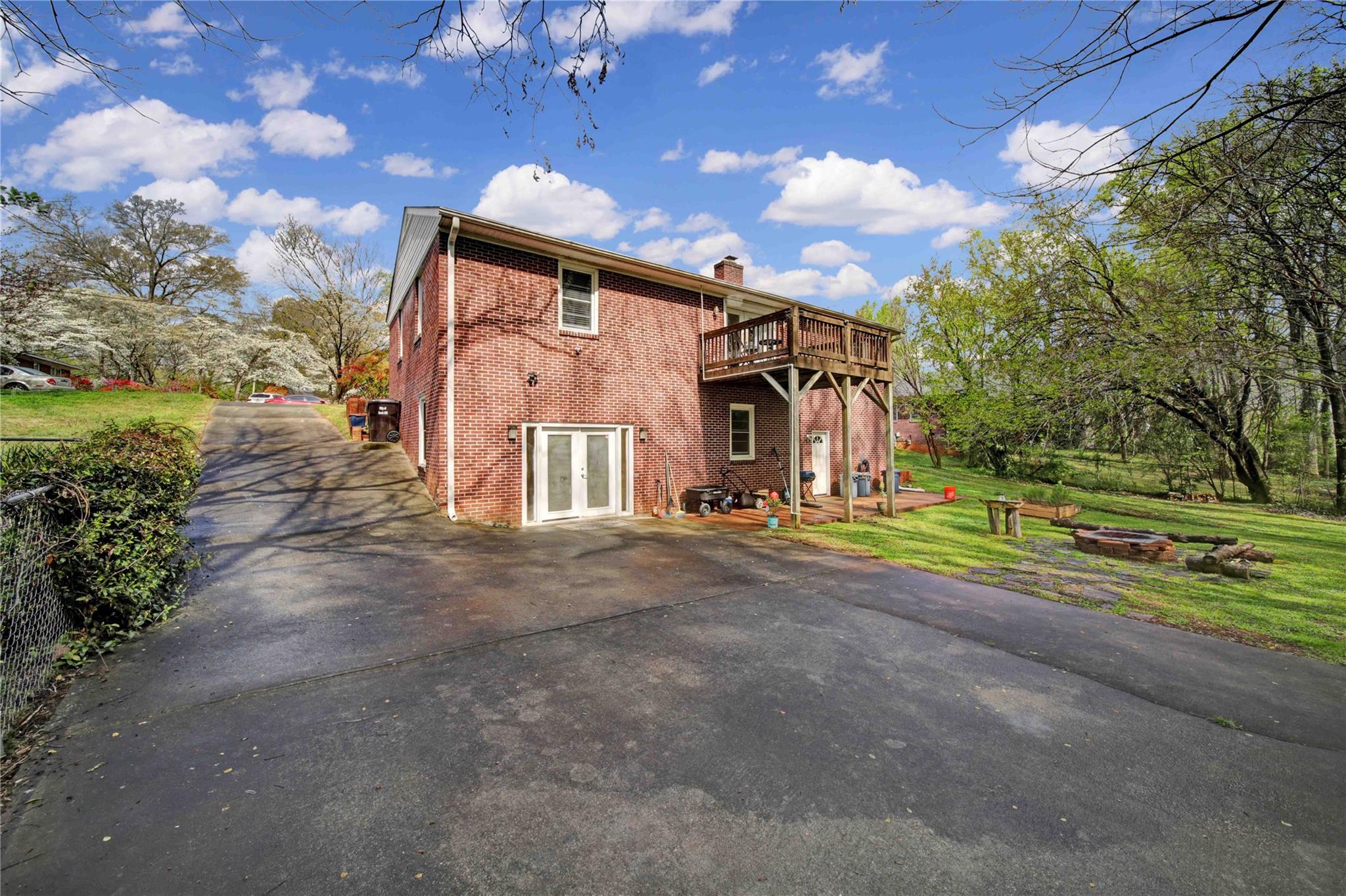 Colonial Heights - Residential