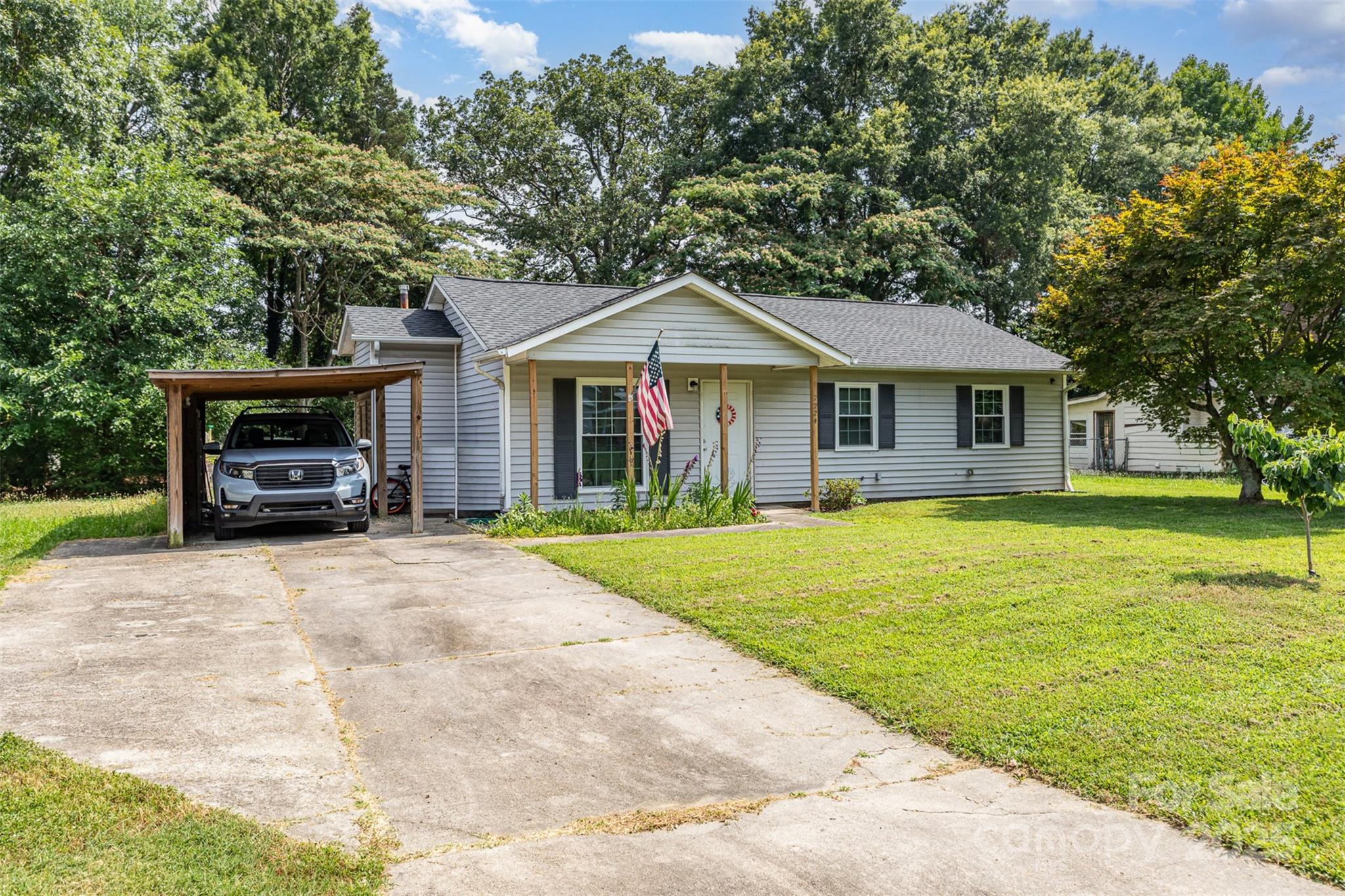 7224 Newell Acres Drive