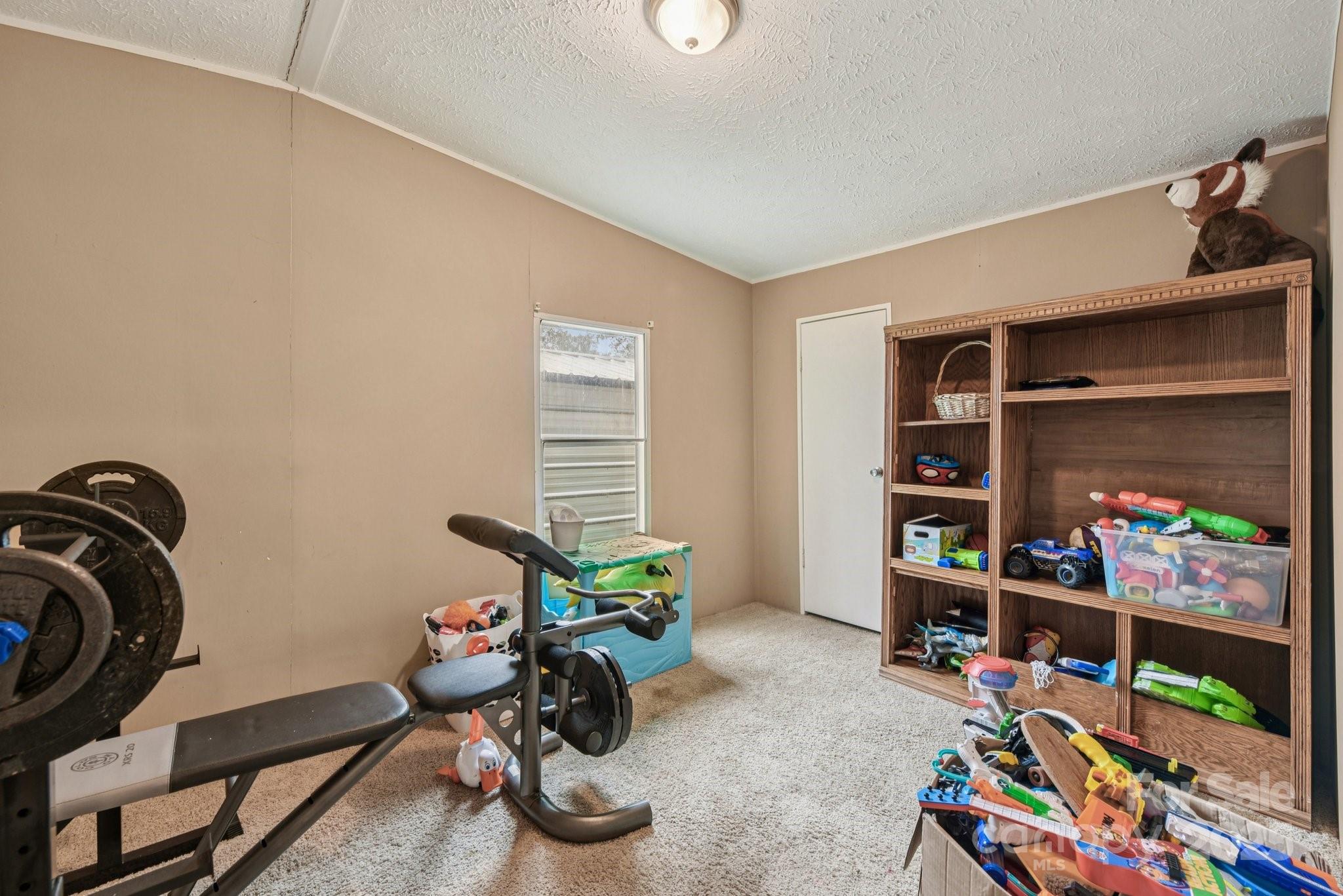 Hidden Oaks - Residential