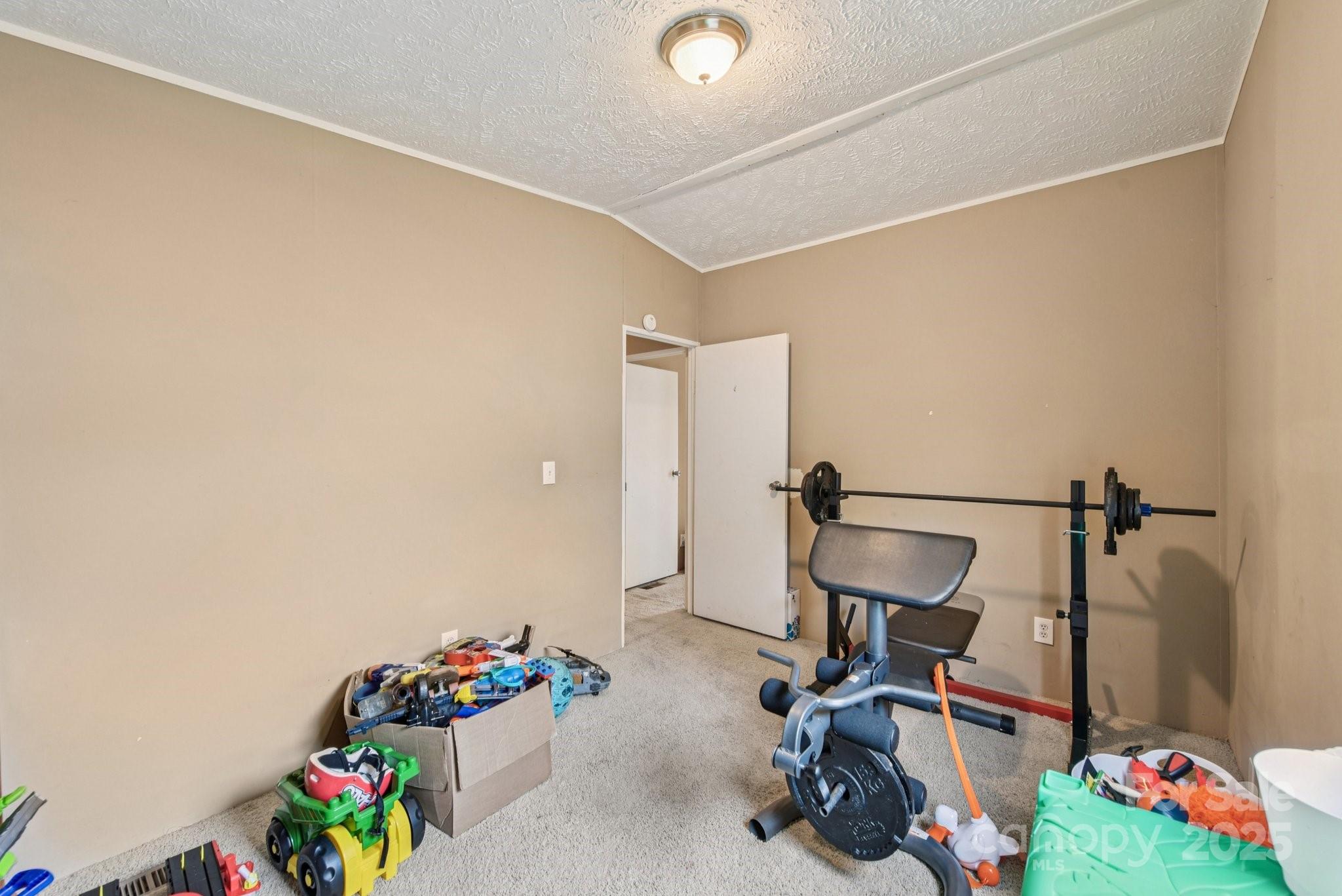 Hidden Oaks - Residential