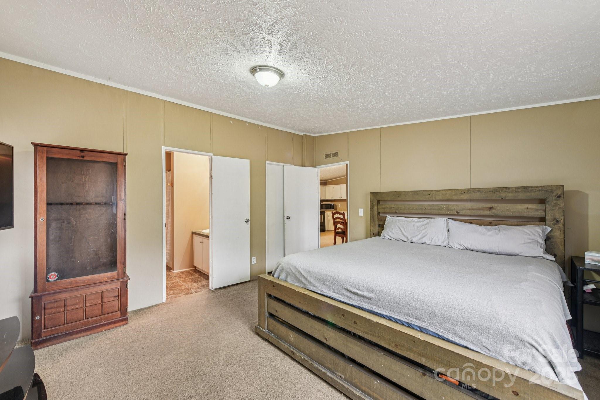 Hidden Oaks - Residential