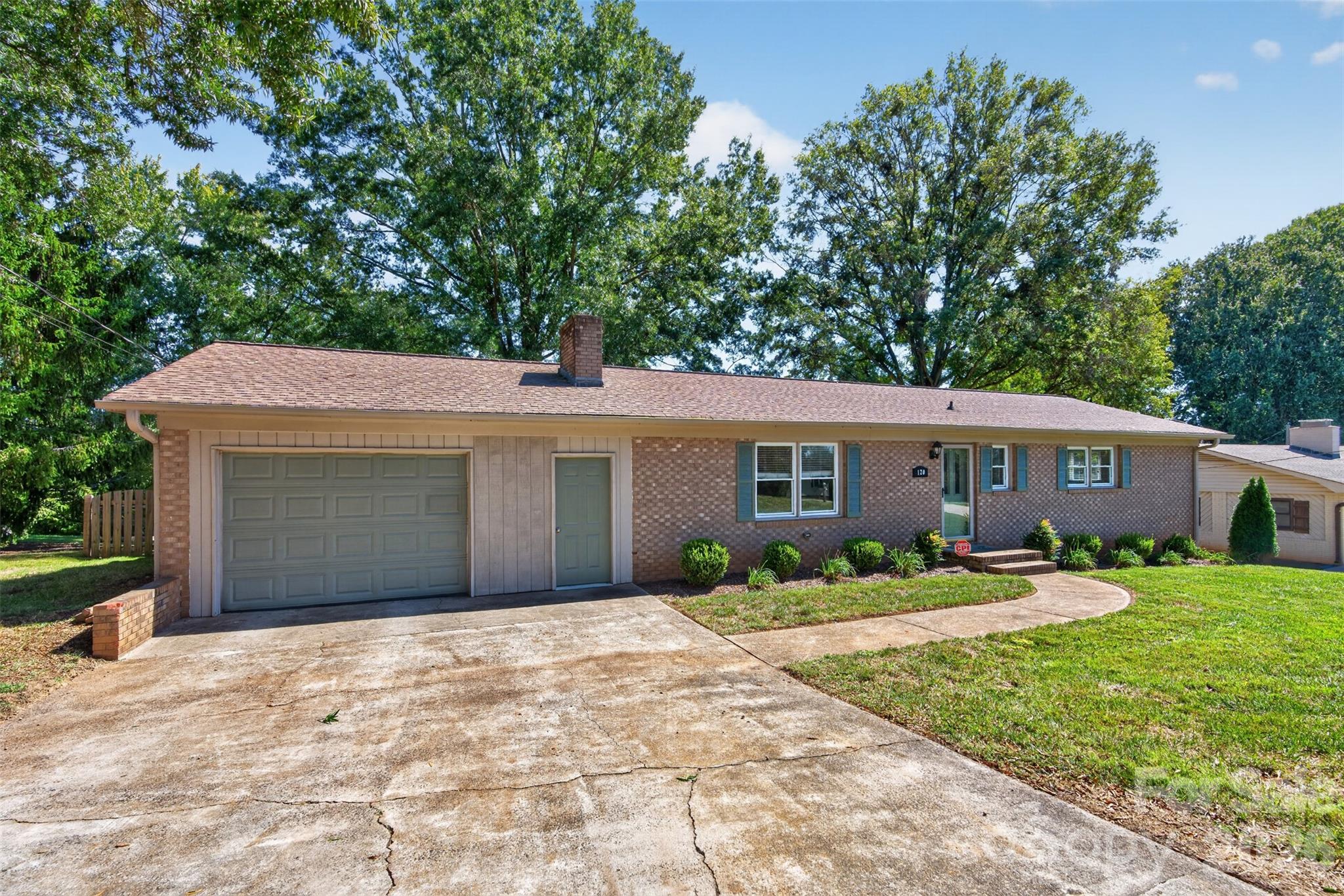 120 Regal Circle