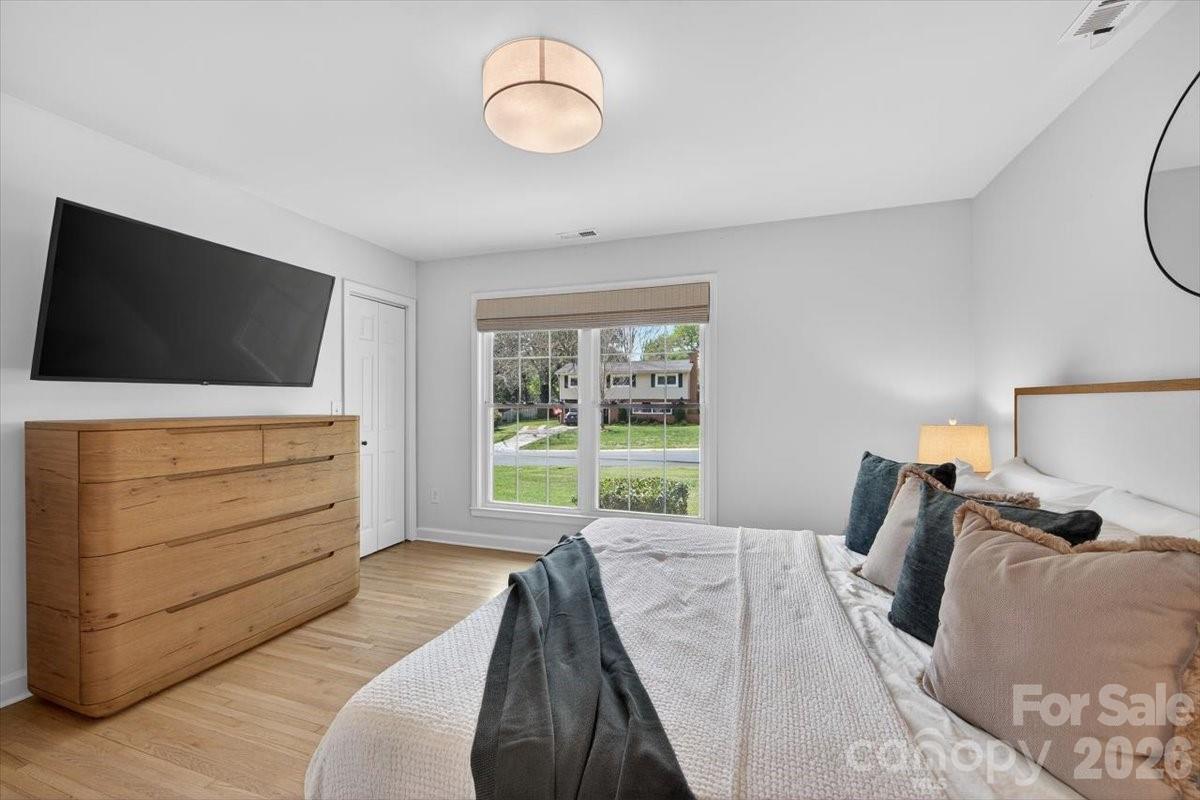 Beverly Woods - Residential