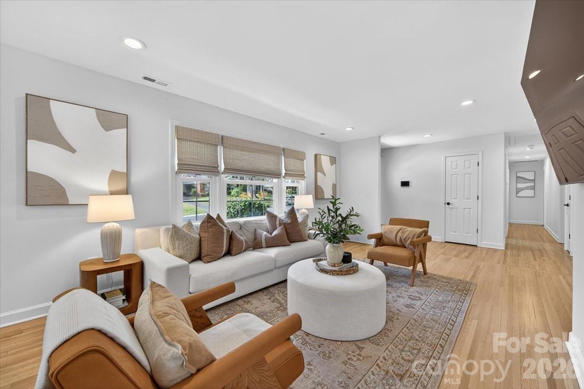 Beverly Woods - Residential