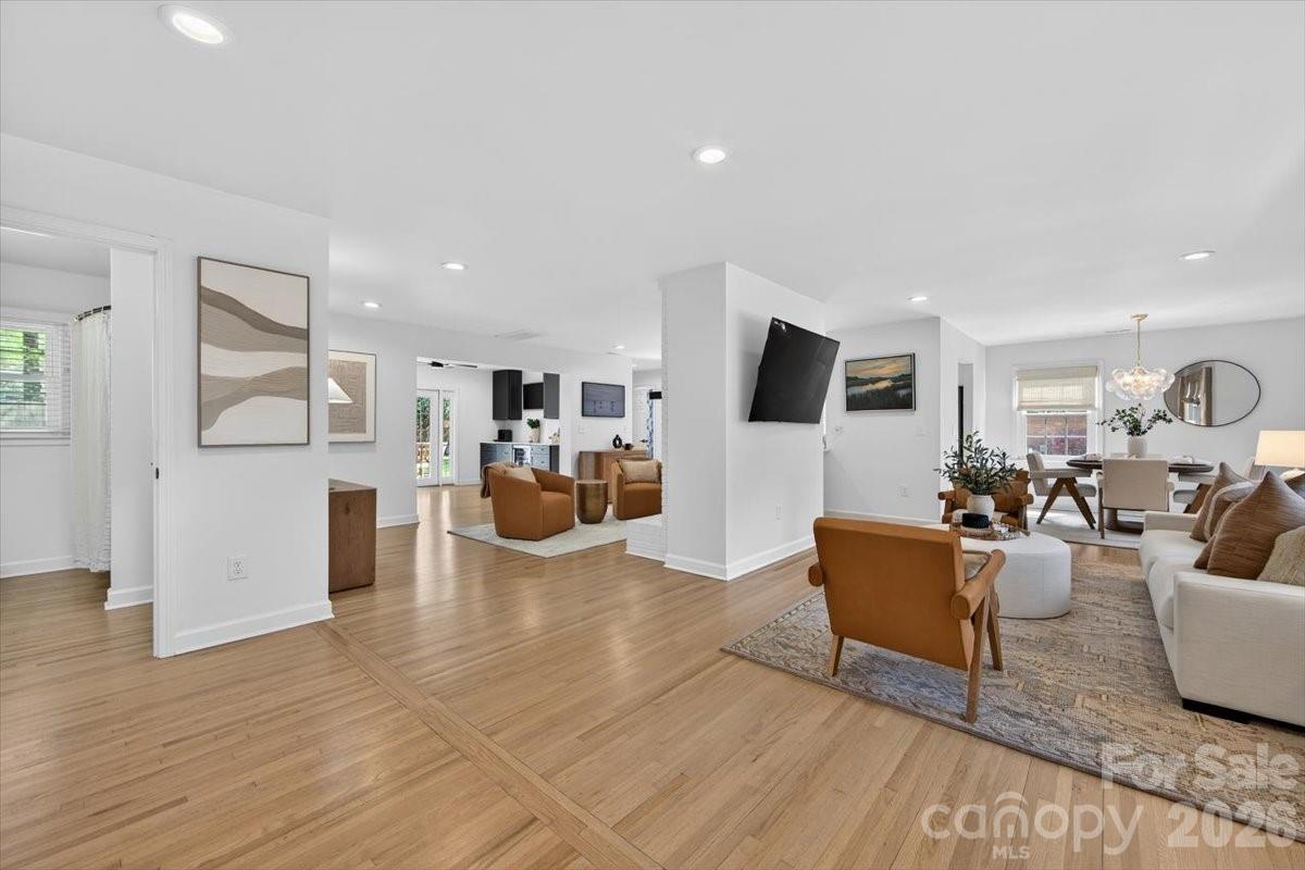 Beverly Woods - Residential