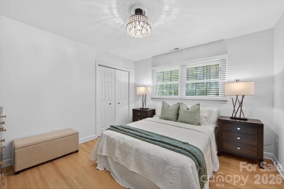 Beverly Woods - Residential