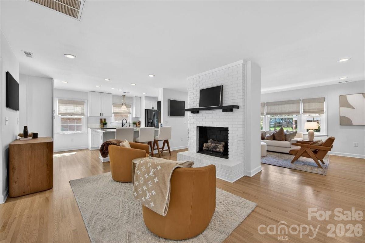 Beverly Woods - Residential