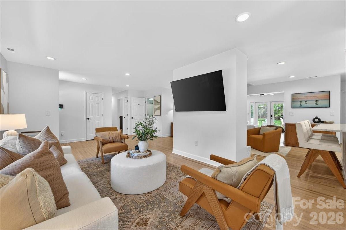 Beverly Woods - Residential