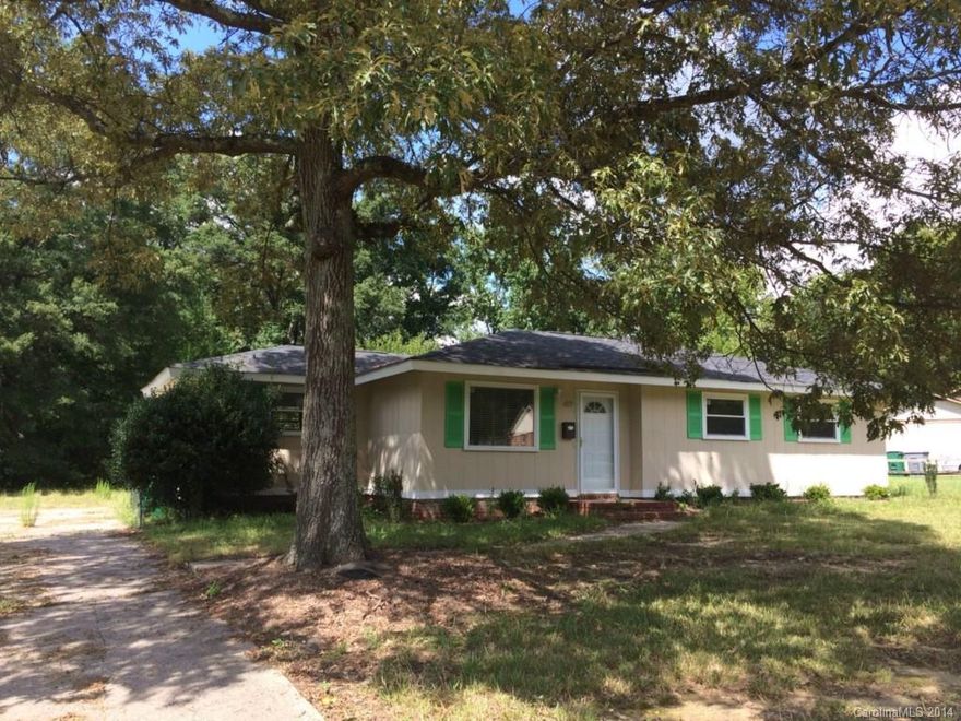 Move-in ready! 3BR/1.5BA, updated and renovated. NEW stove, microwave, dishwasher; NEW carpet and paint; fenced yard. Lots of other NEW throughout the home.
