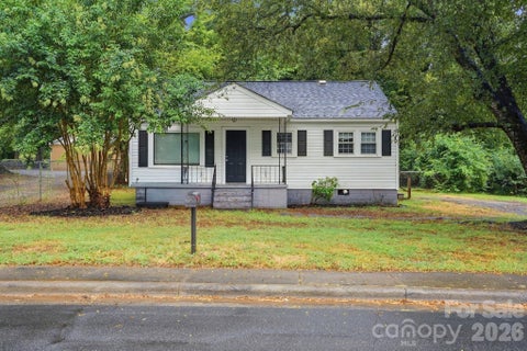 Photo of 2955 Amay James Avenue, Charlotte, NC 28208 (MLS # 4424742)
