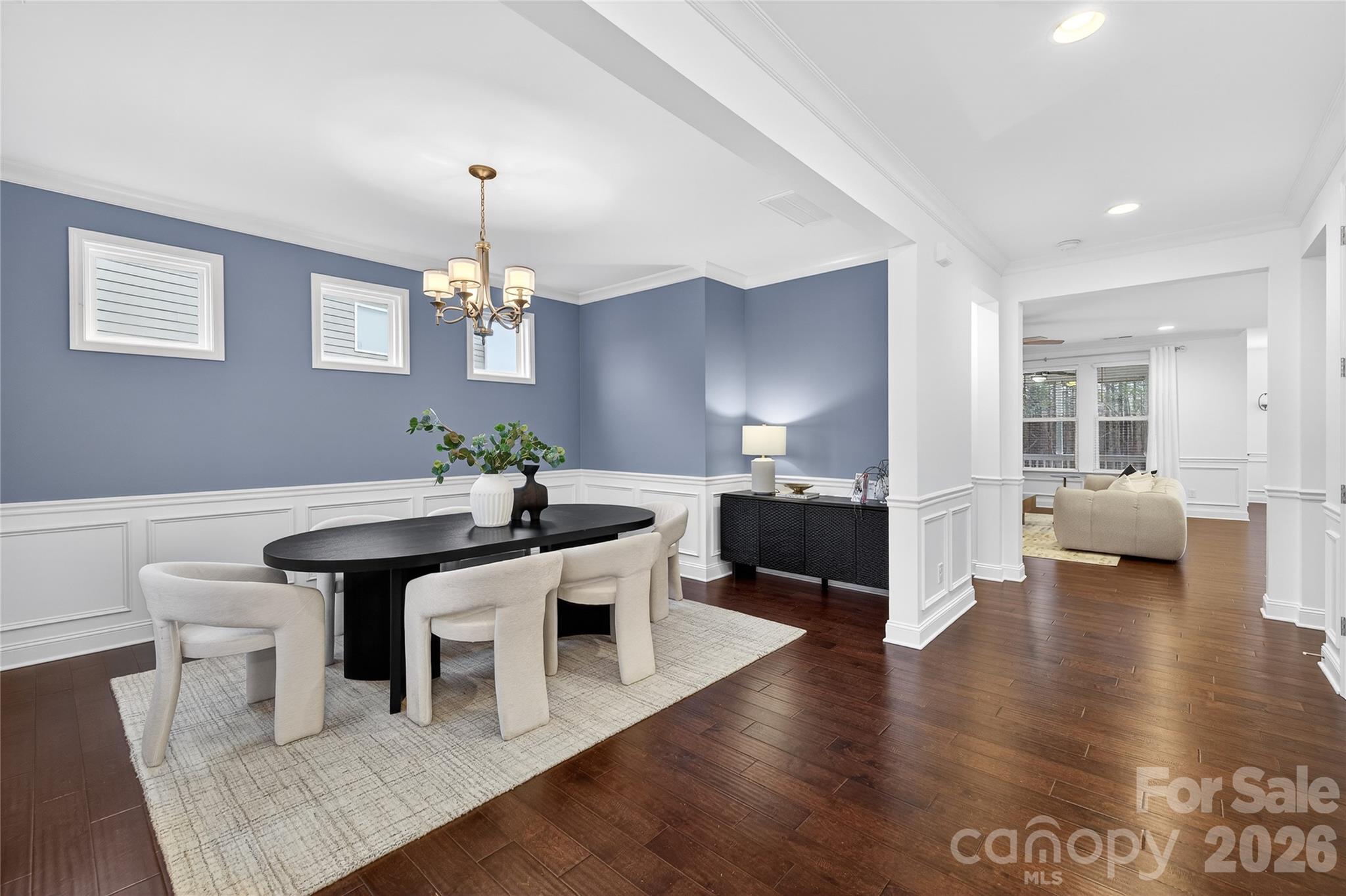 Cobblestone Manor - Residential