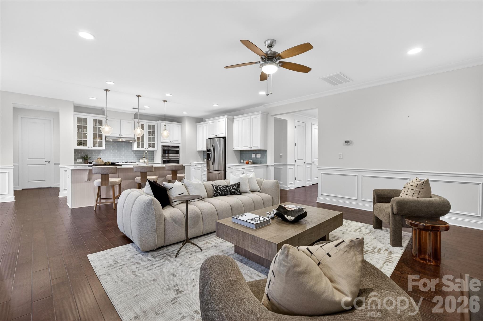 Cobblestone Manor - Residential