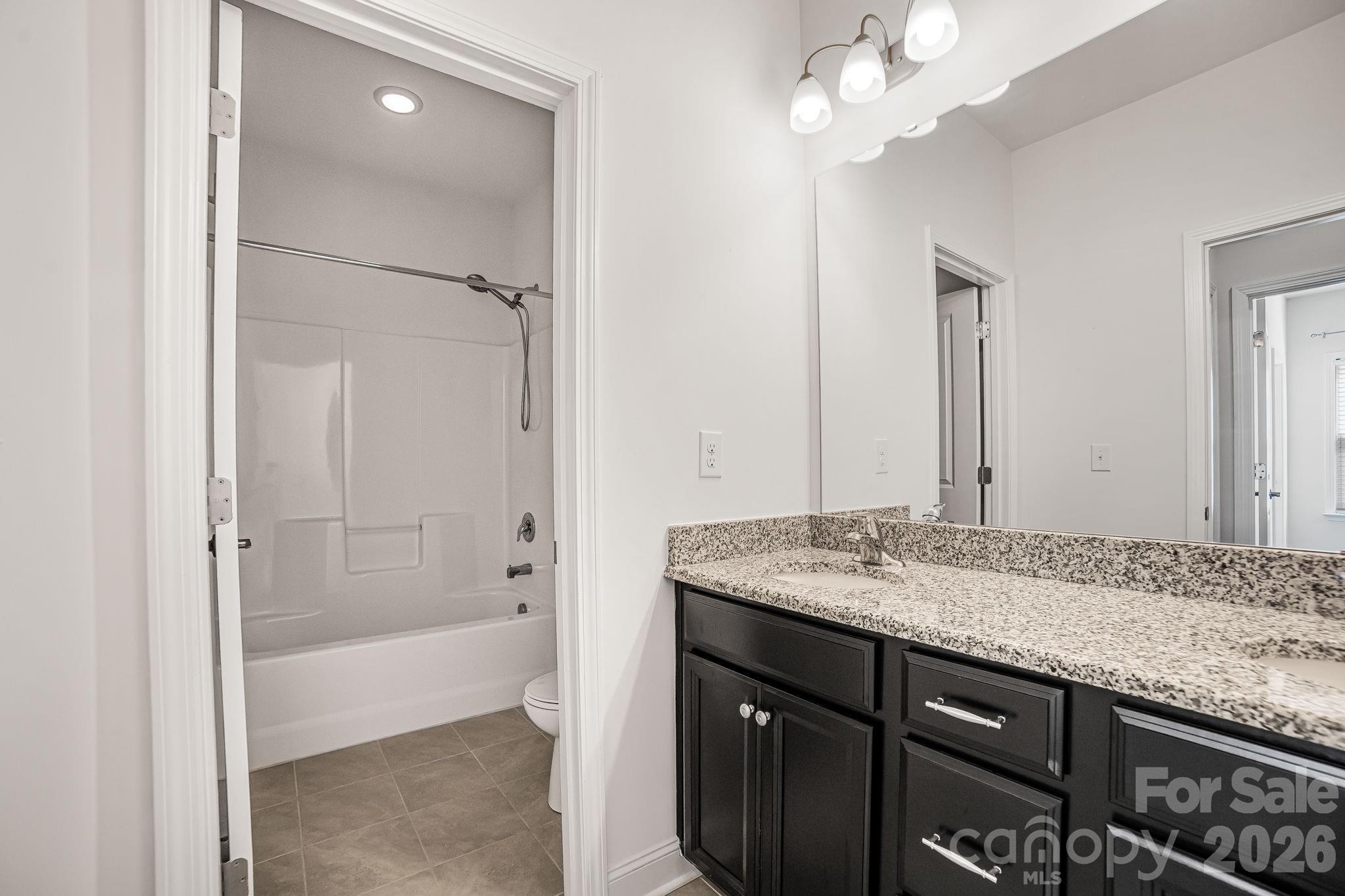 Cobblestone Manor - Residential