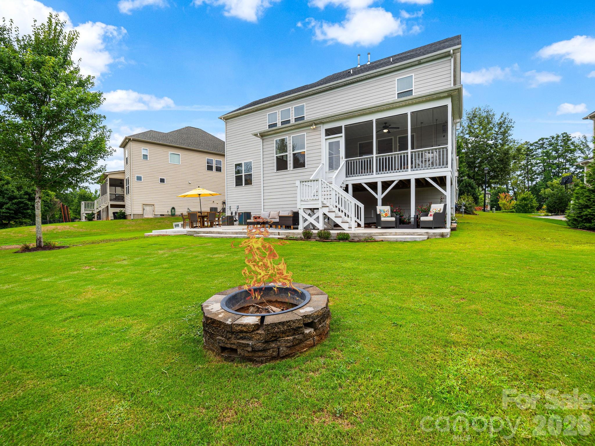 Cobblestone Manor - Residential