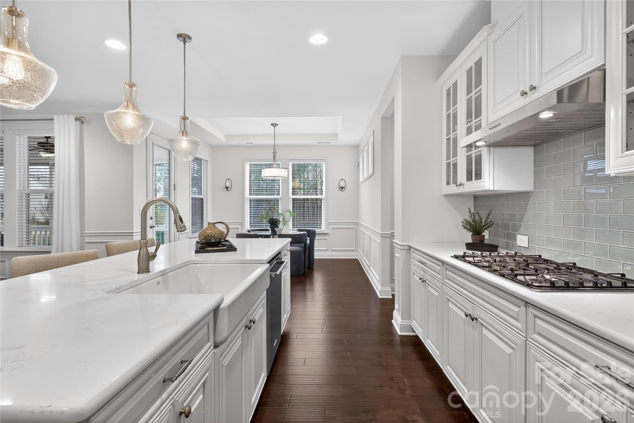 Cobblestone Manor - Residential