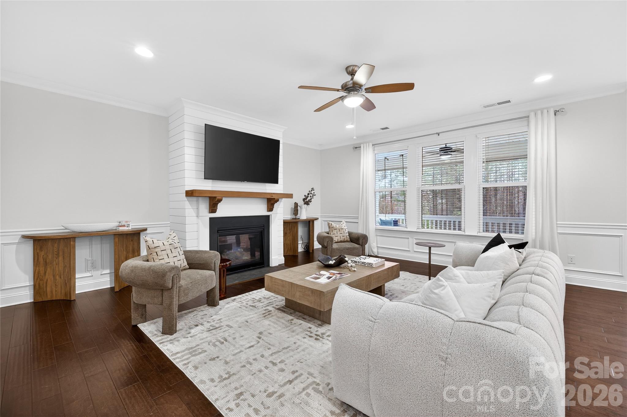 Cobblestone Manor - Residential