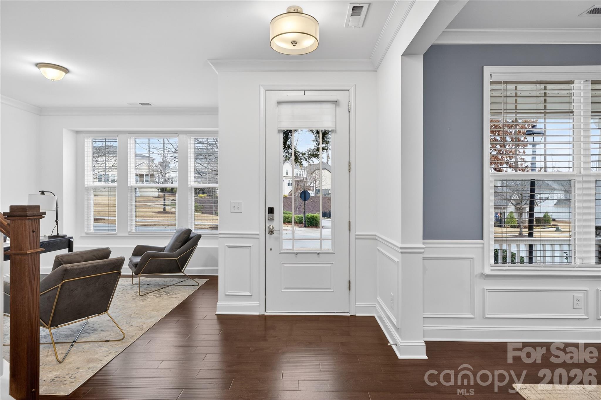 8628 Shadetree Street