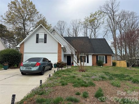 Photo of 3919 Chatterleigh Drive, Monroe, NC 28110 (MLS # 4357694)