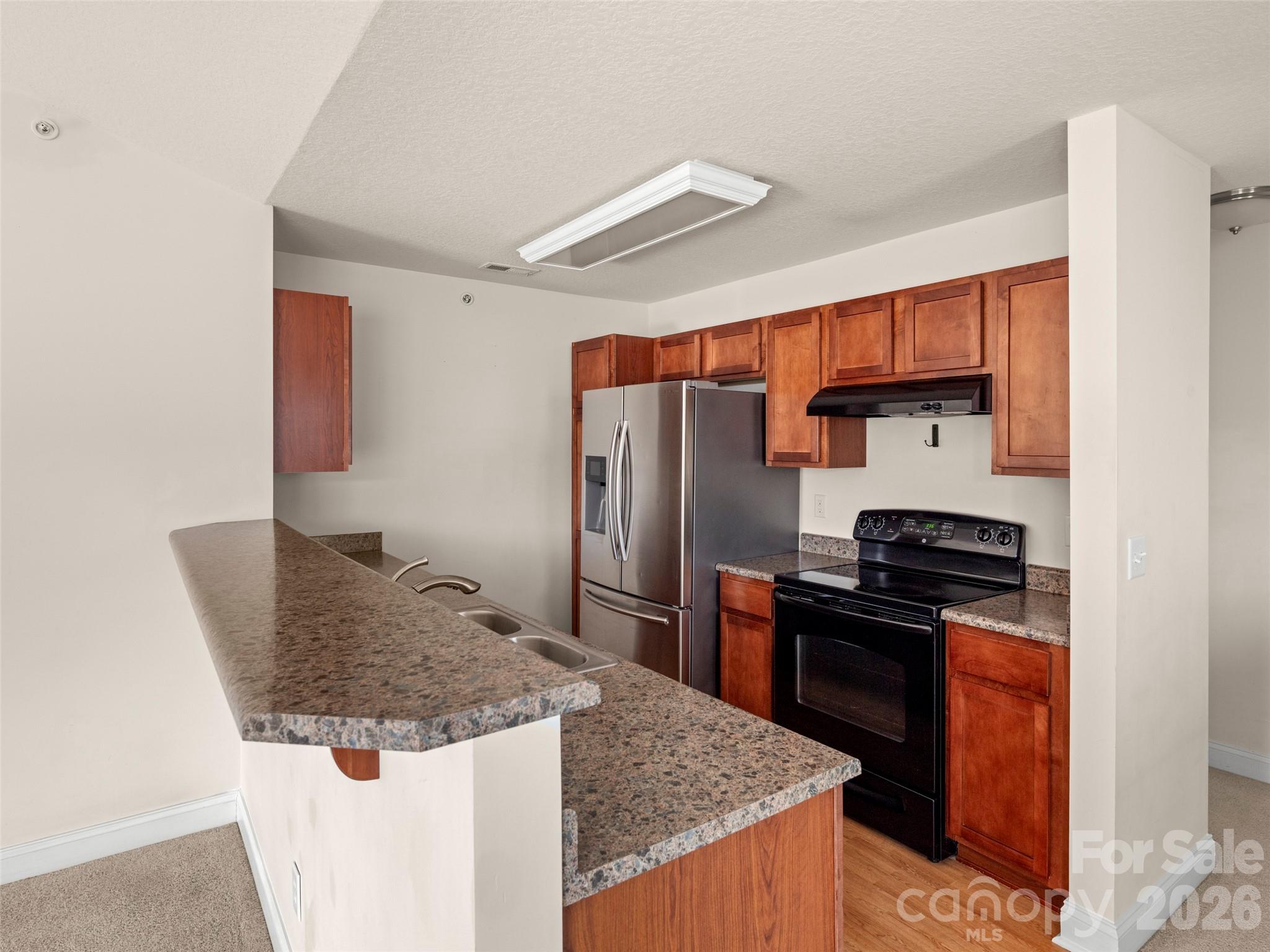 Fox Glen Condominium - Residential