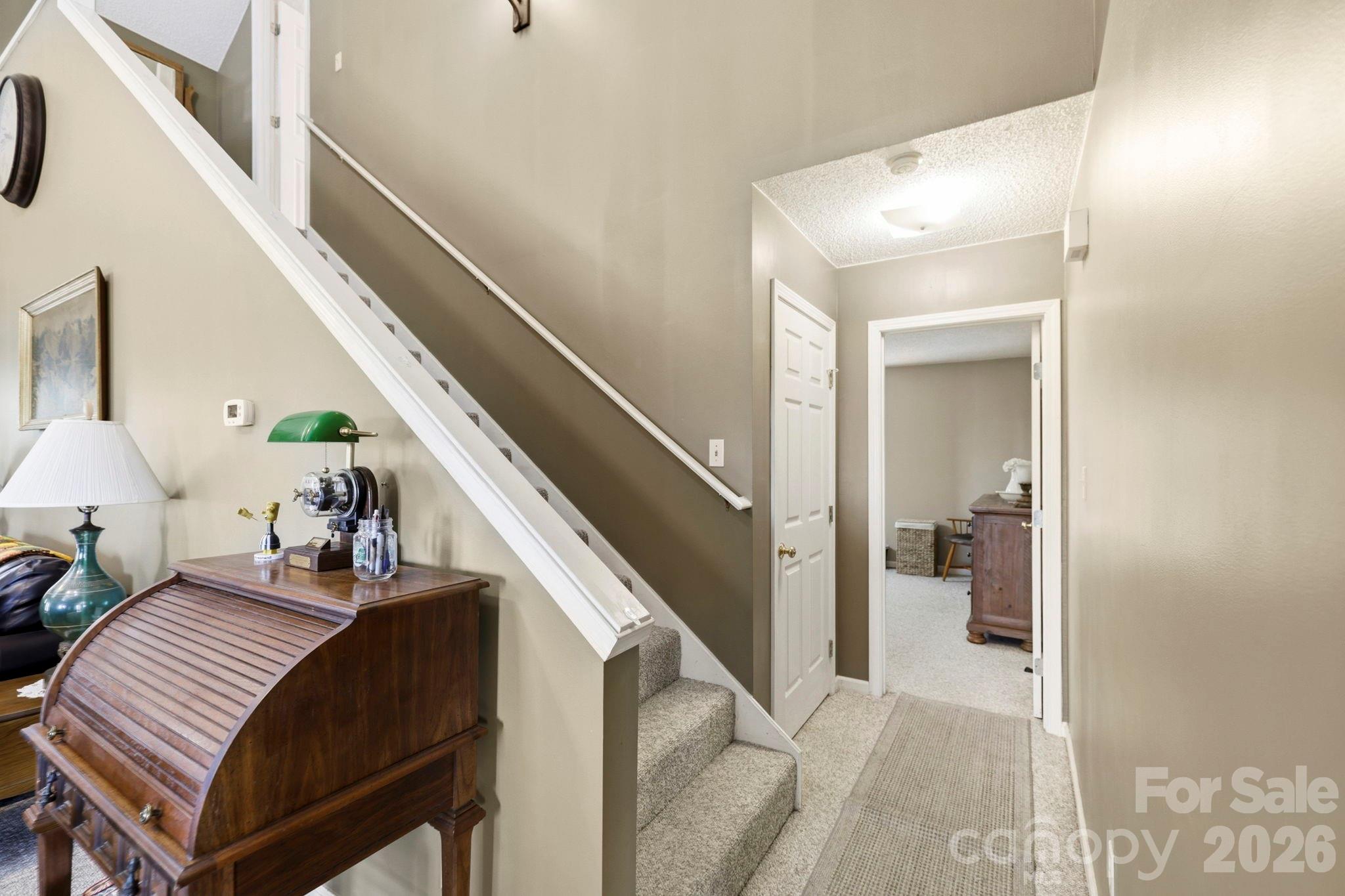 Round Mountain - Residential