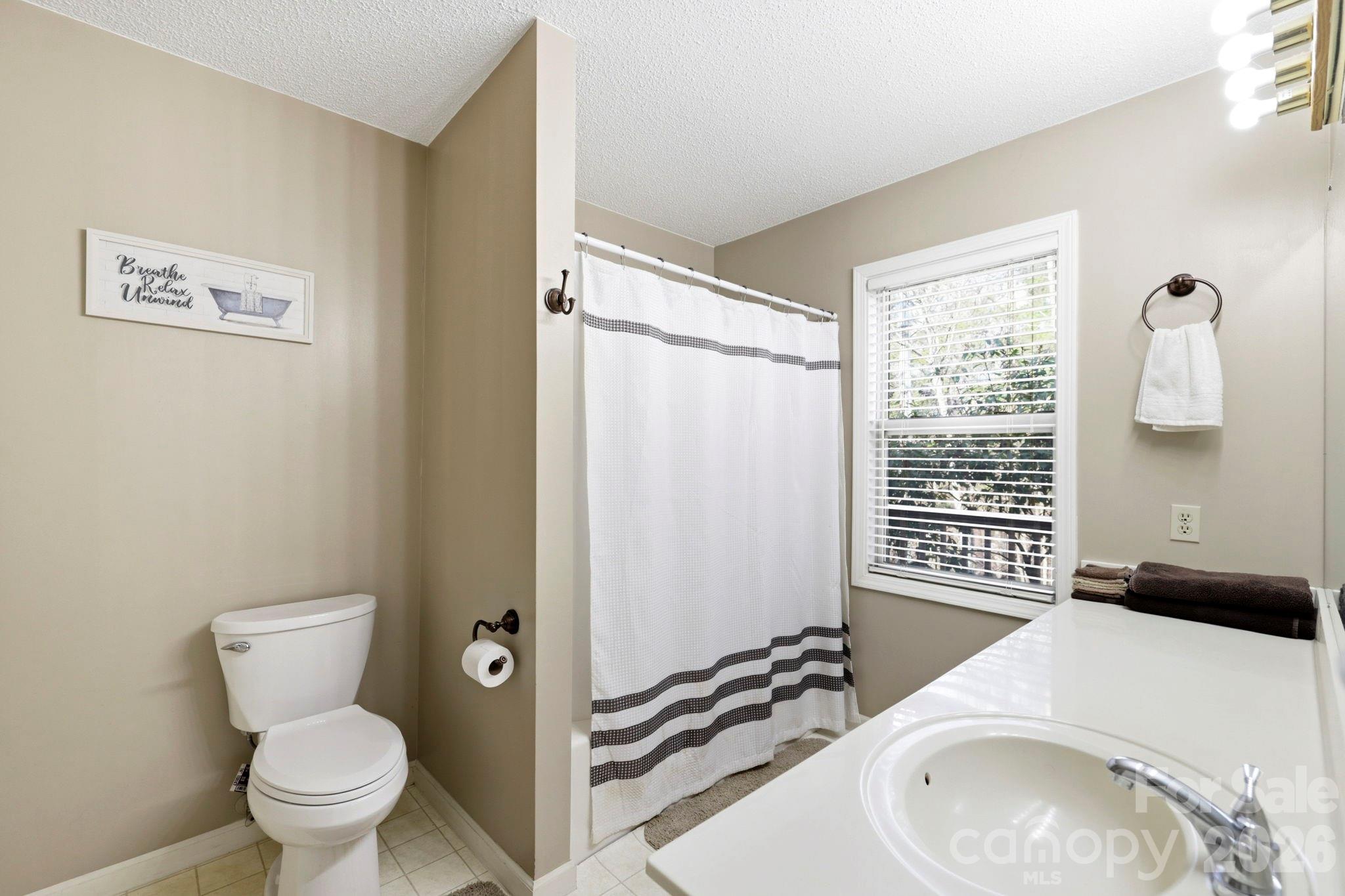 Round Mountain - Residential