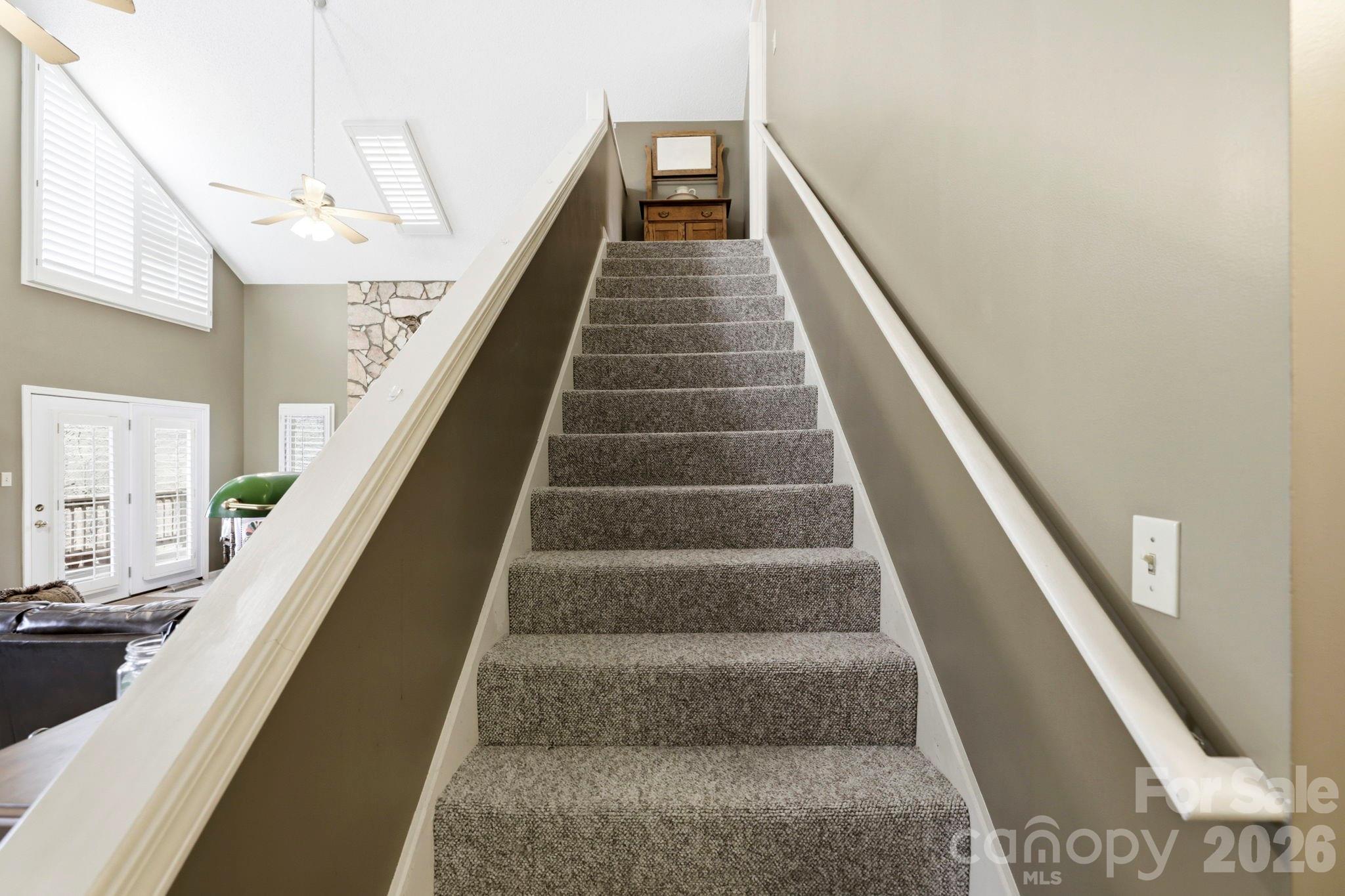 Round Mountain - Residential