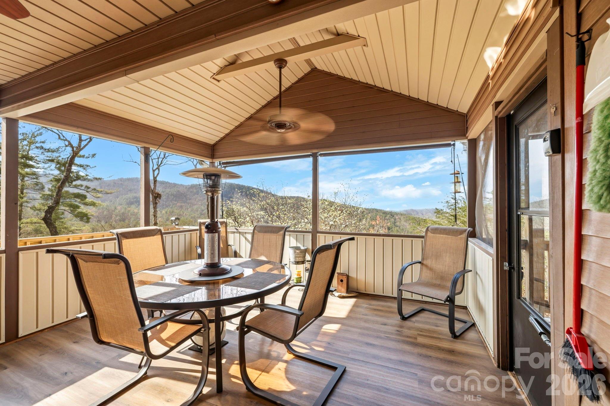 Round Mountain - Residential