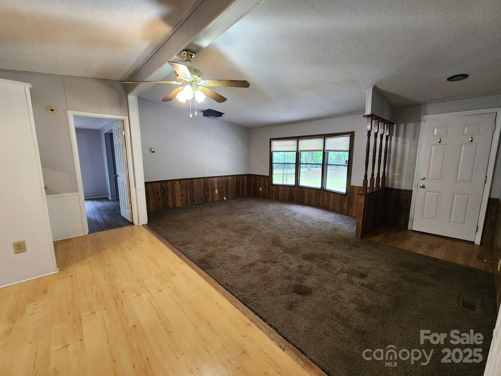 269 Saddle Road