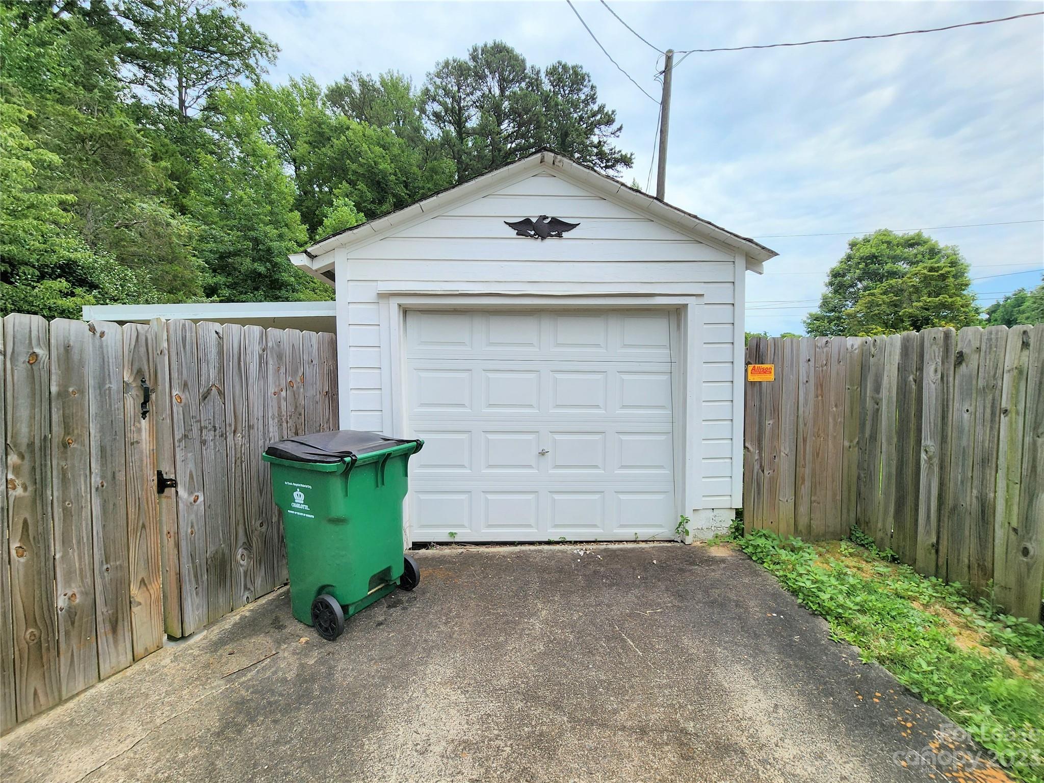 Merry Oaks - Residential Lease