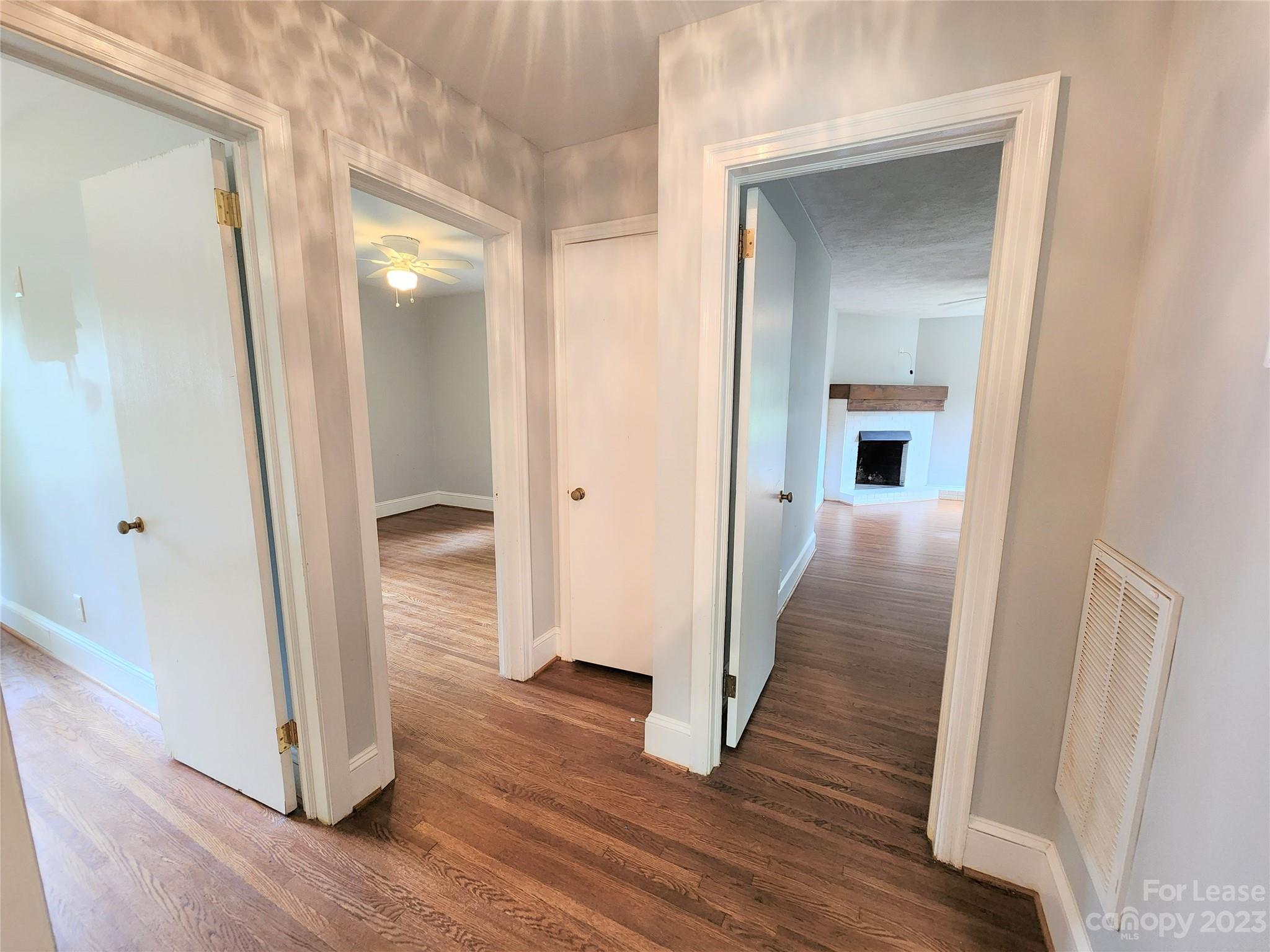Merry Oaks - Residential Lease