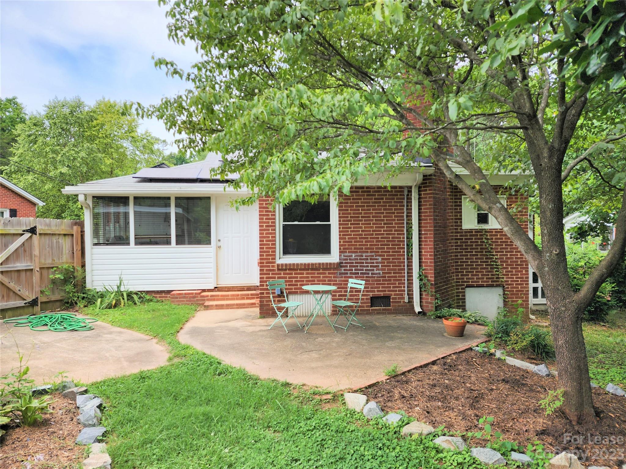 Merry Oaks - Residential Lease