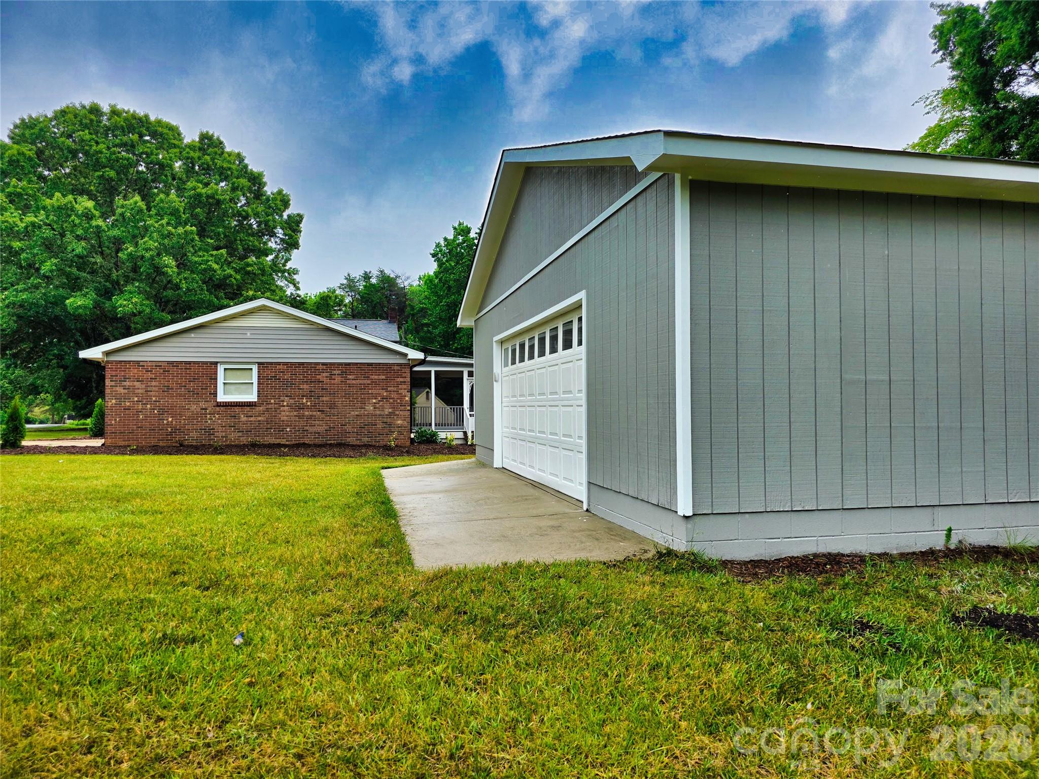 158 W Meadowview Drive