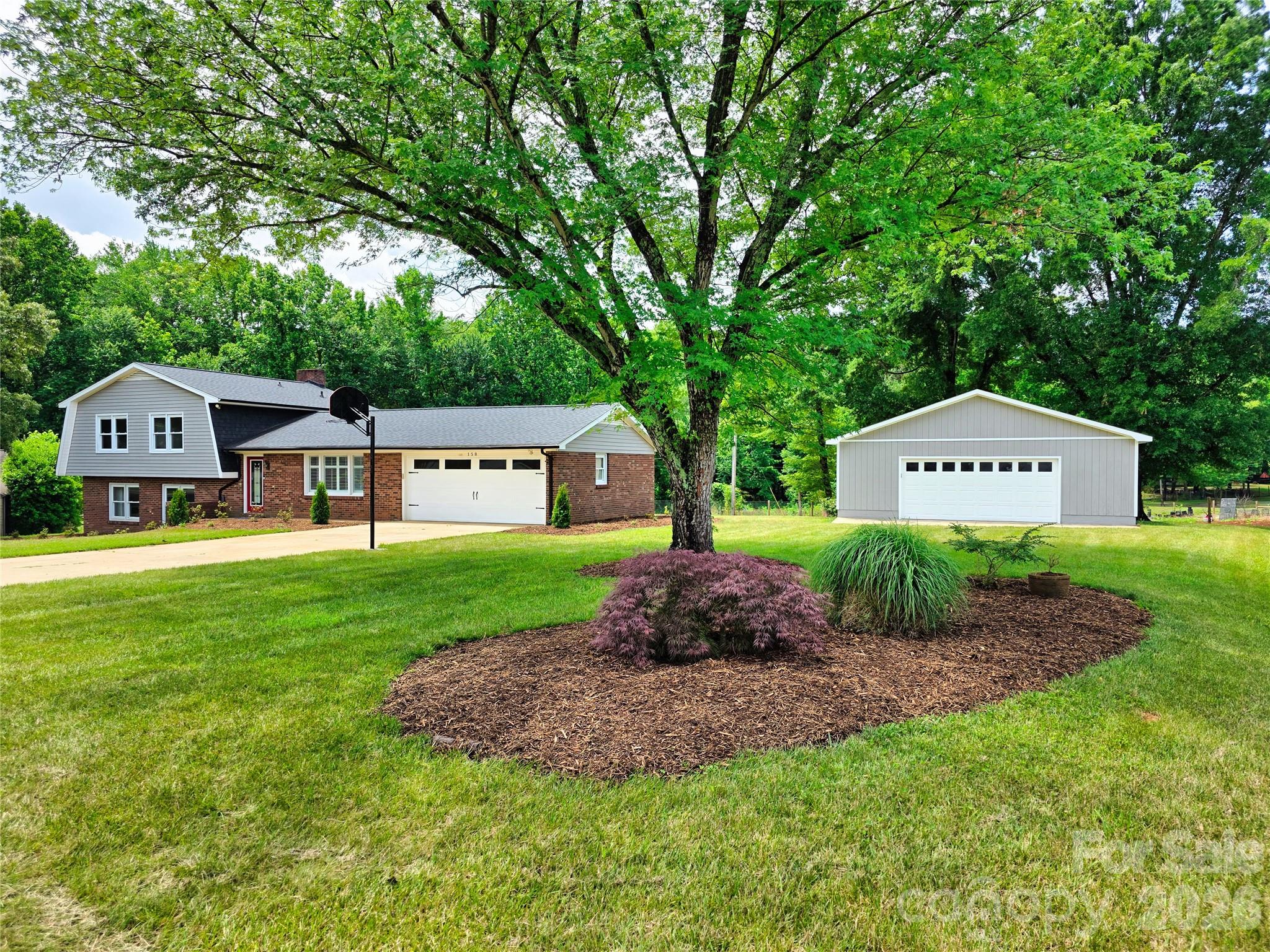 158 W Meadowview Drive
