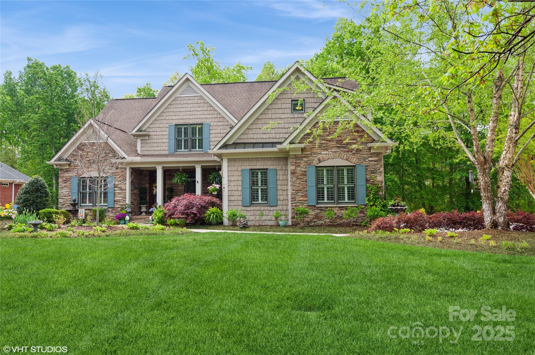 1813 Wedowee Court