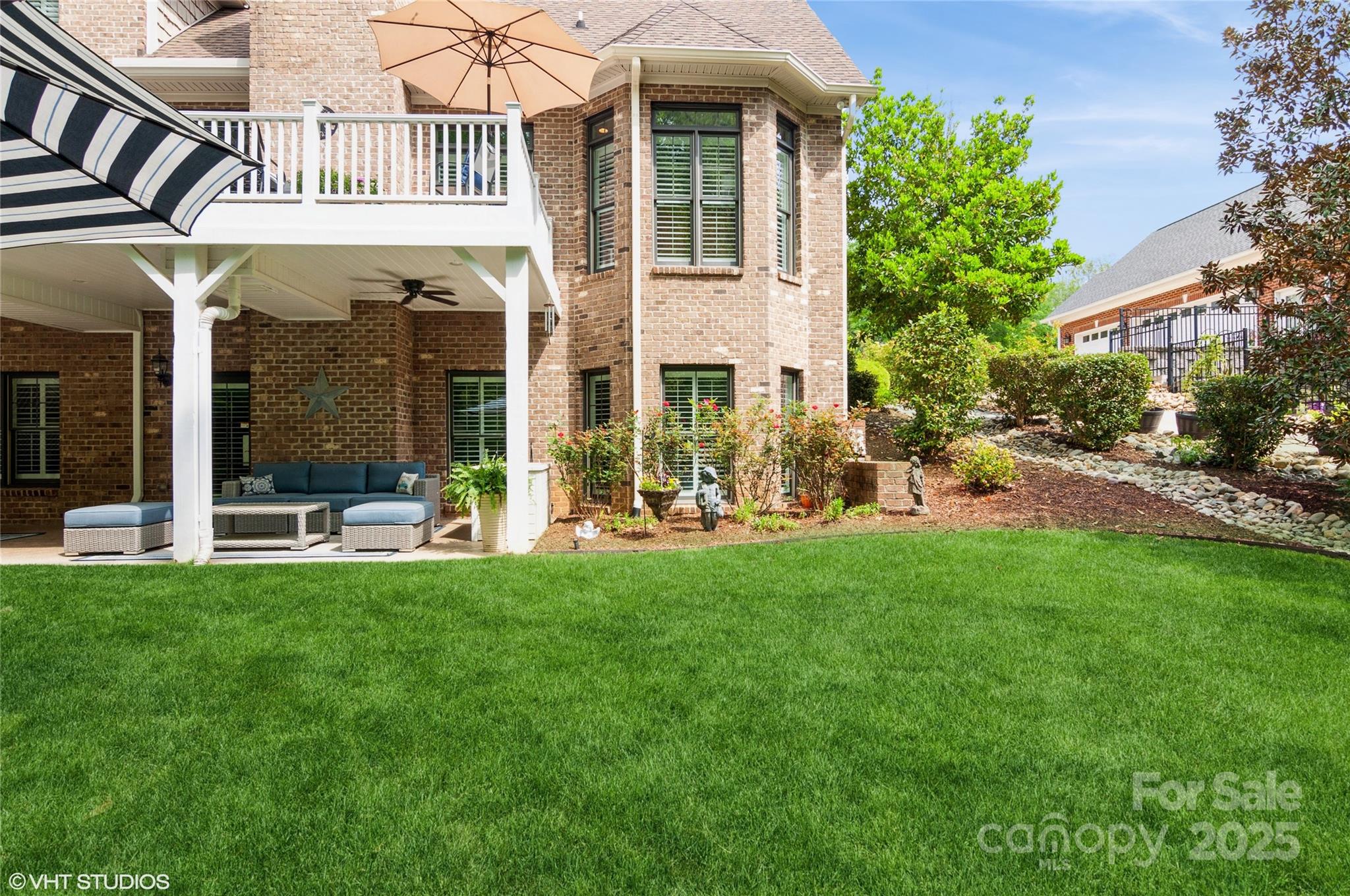 Water Edge - Residential