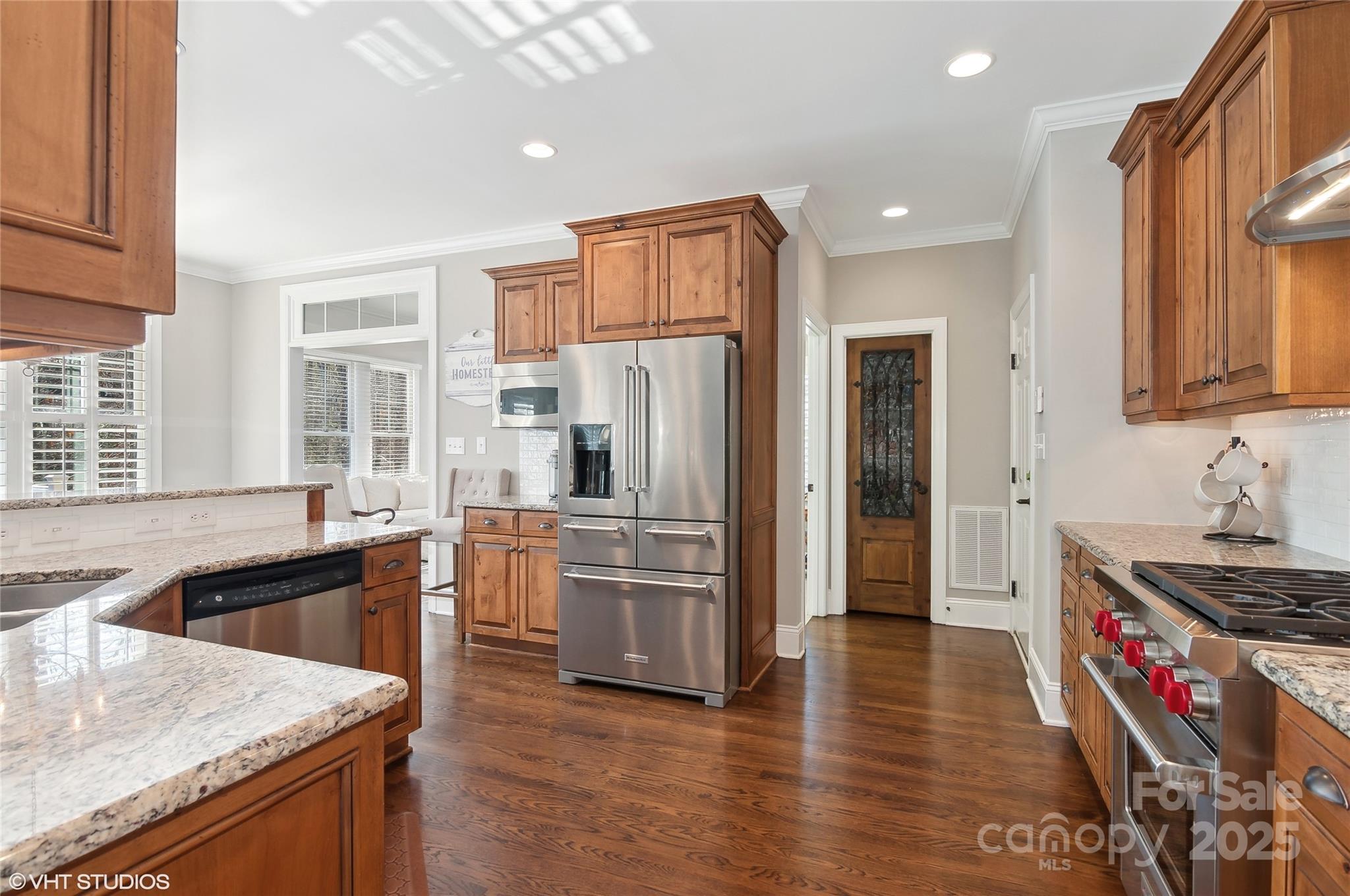 Water Edge - Residential