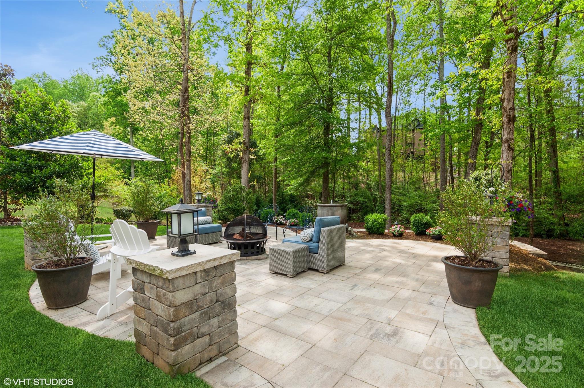 Water Edge - Residential