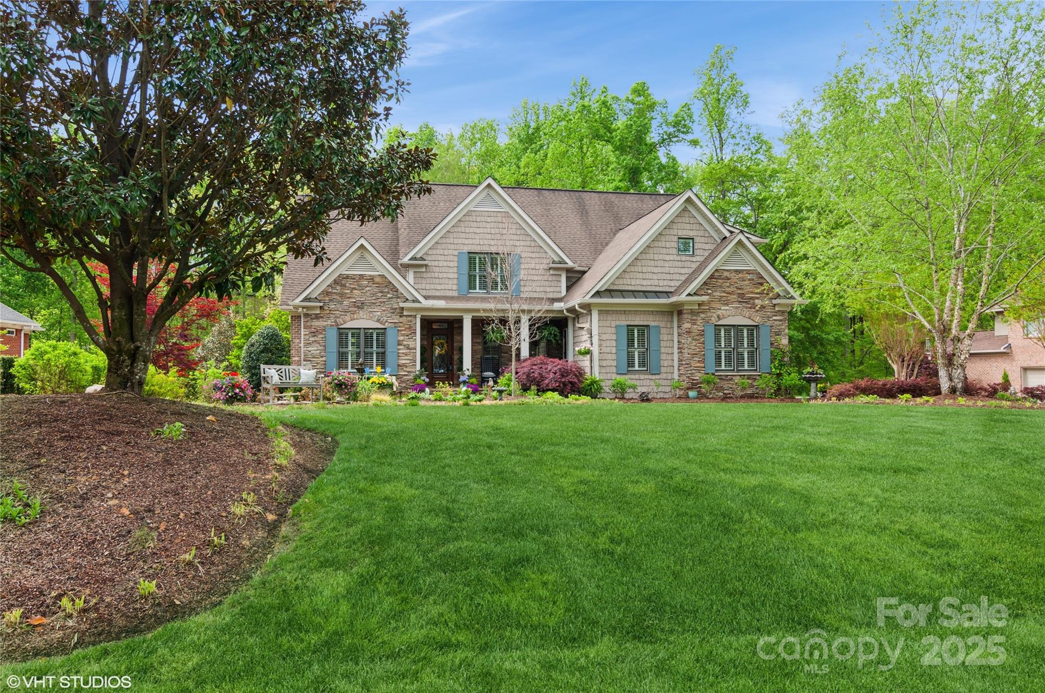 1813 Wedowee Court