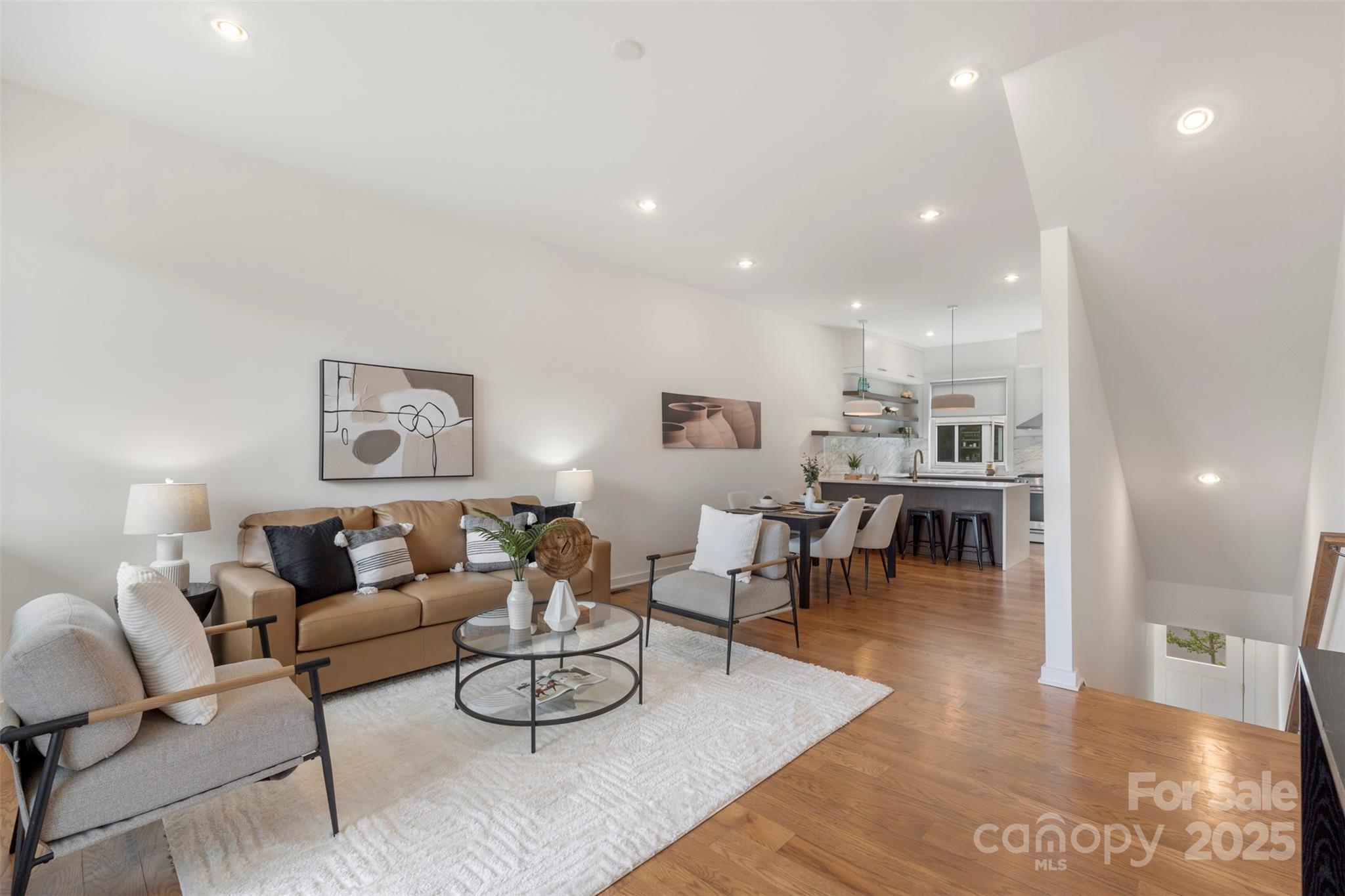 2653 Shenandoah Avenue