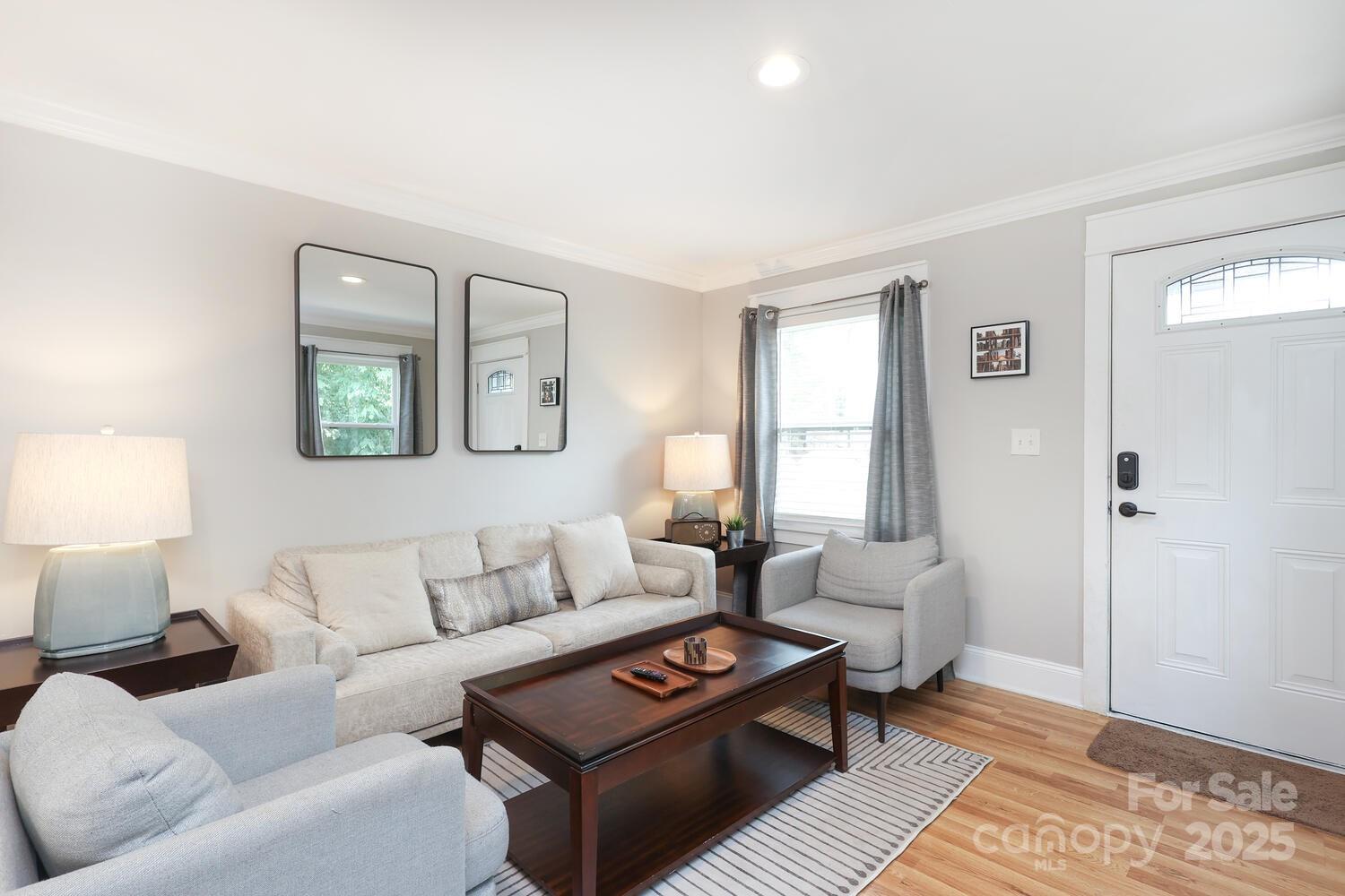 1820/1822 Kensington Drive