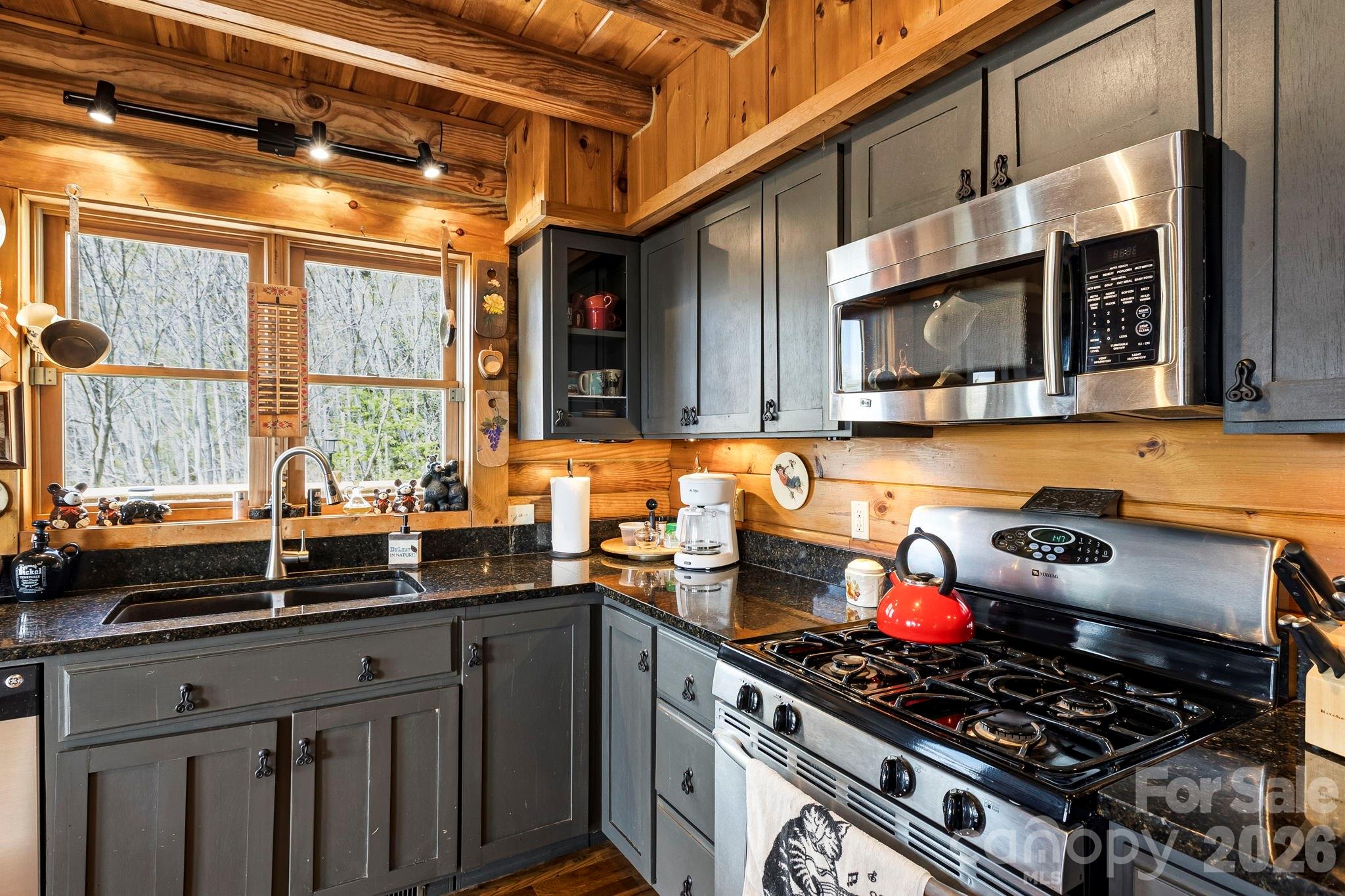 Panther Creek - Residential