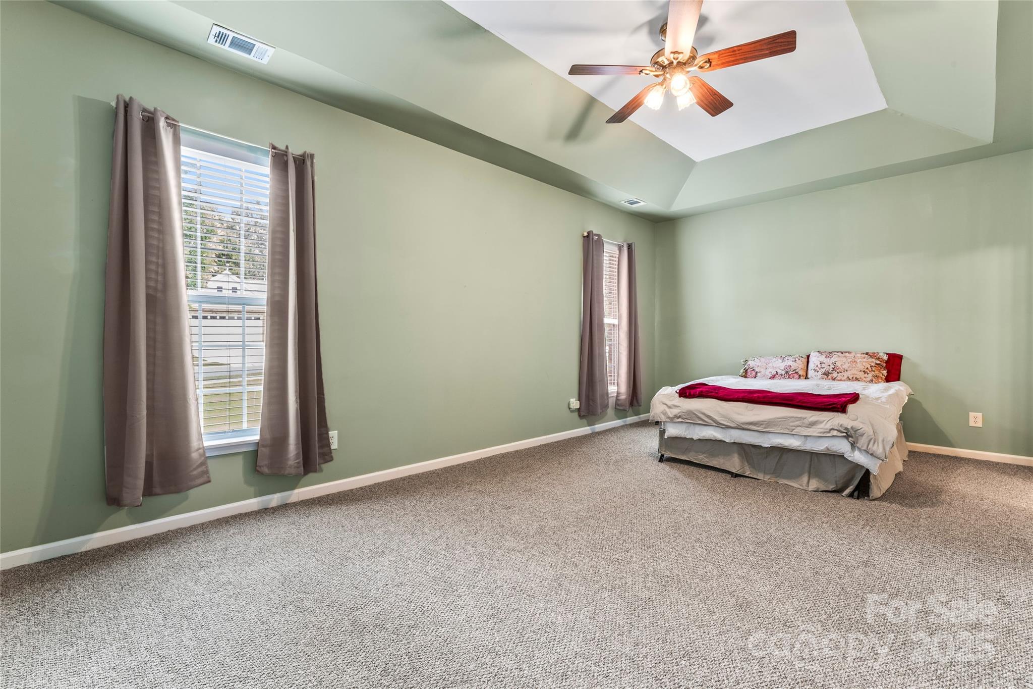 The Traditions at Lawyers Glen - Residential