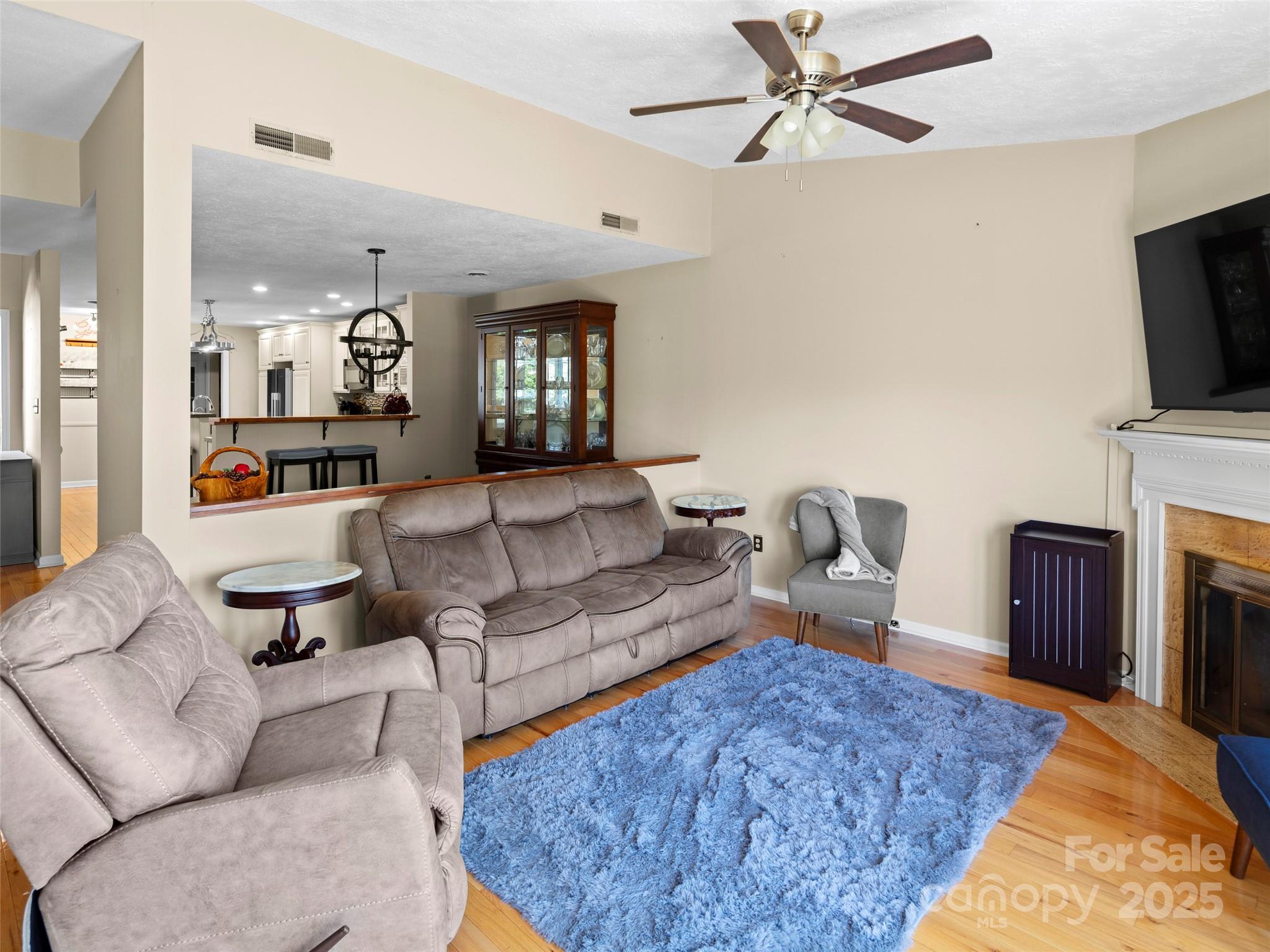 106 Clubwood Court