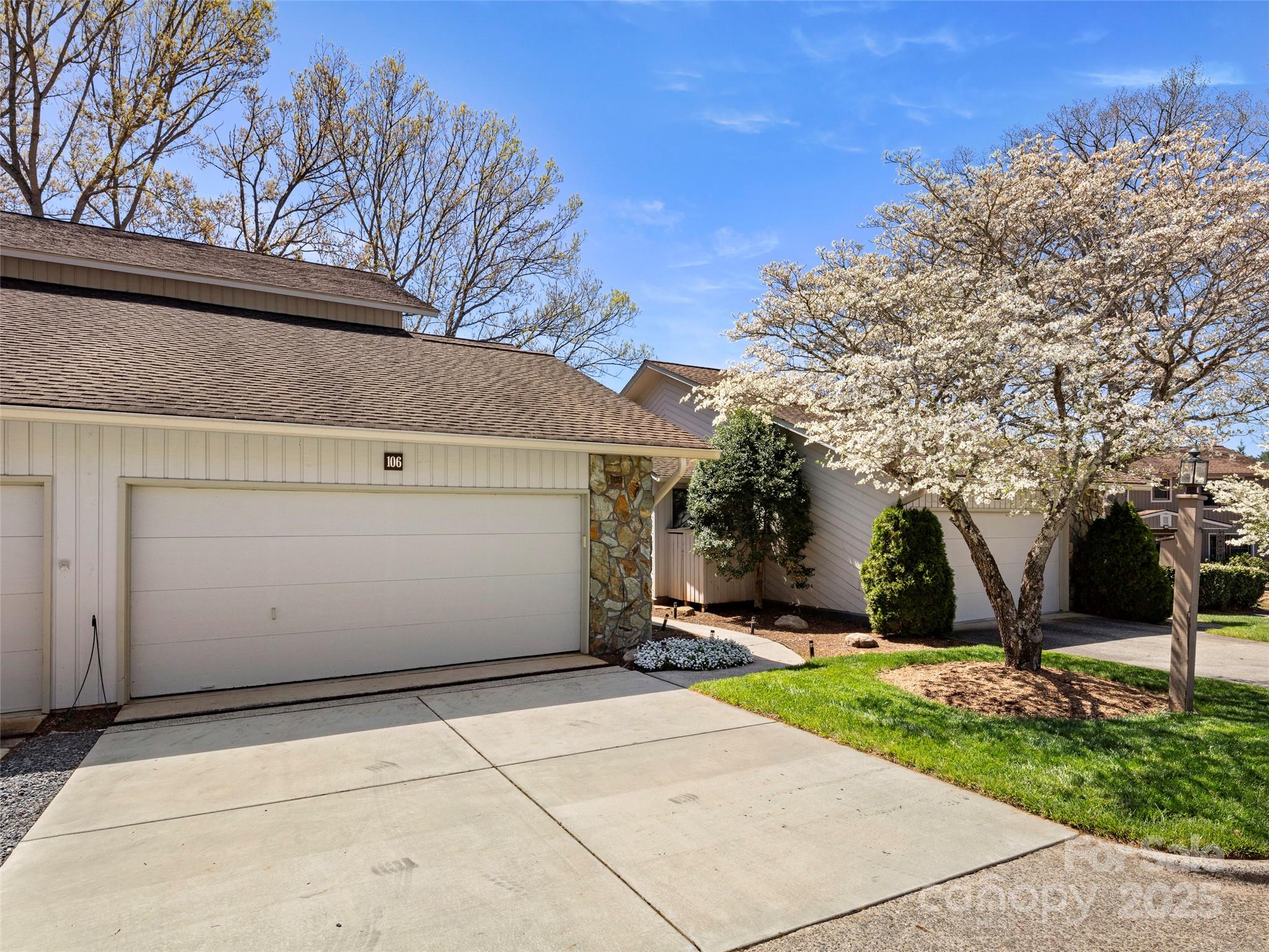 106 Clubwood Court