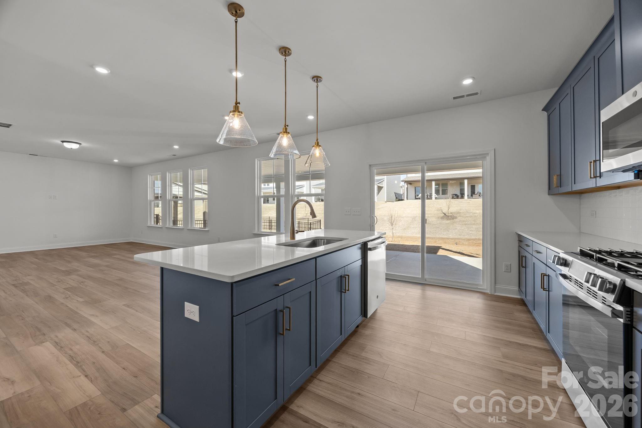 Lakeside Glen - Residential