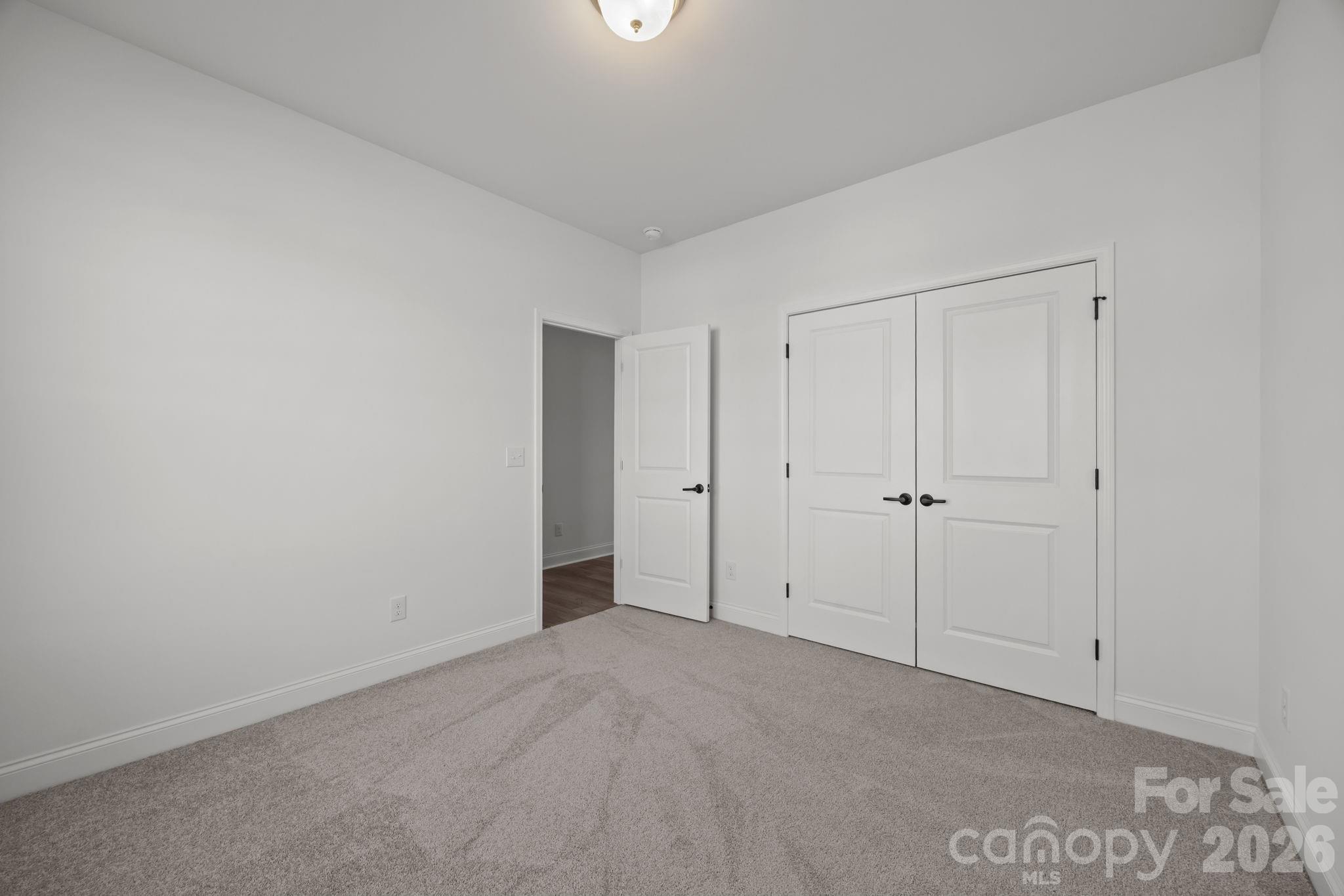 Lakeside Glen - Residential