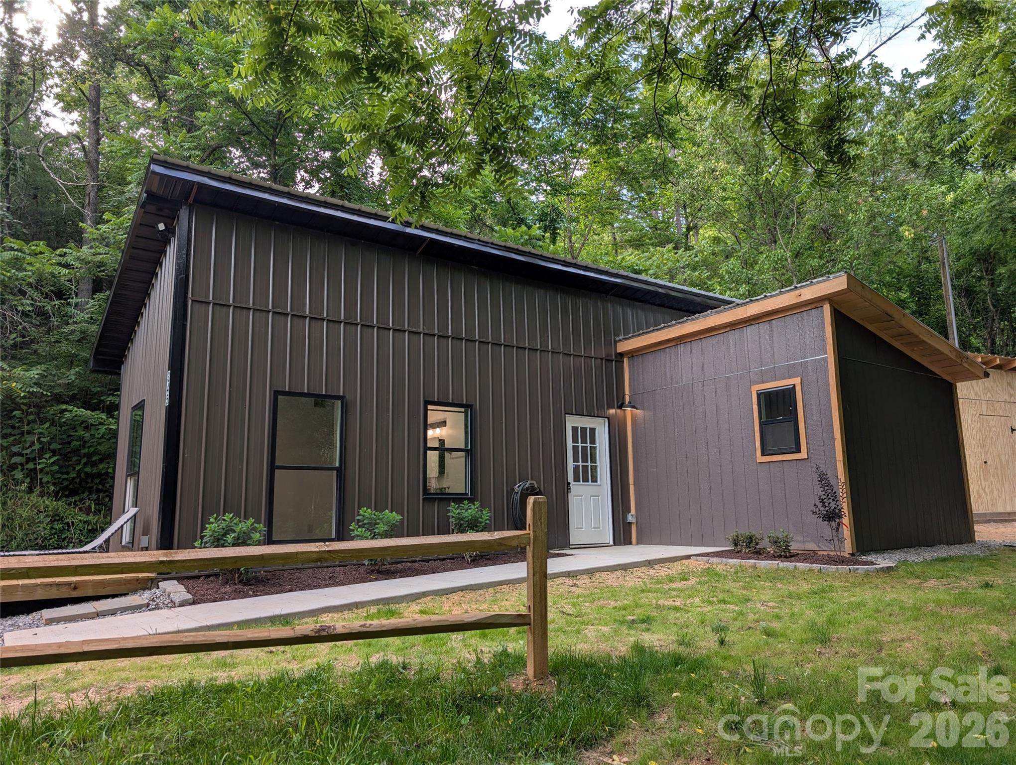 Photo 1 of 26 — 345 MONTICELLO Road, Weaverville, NC 28787
