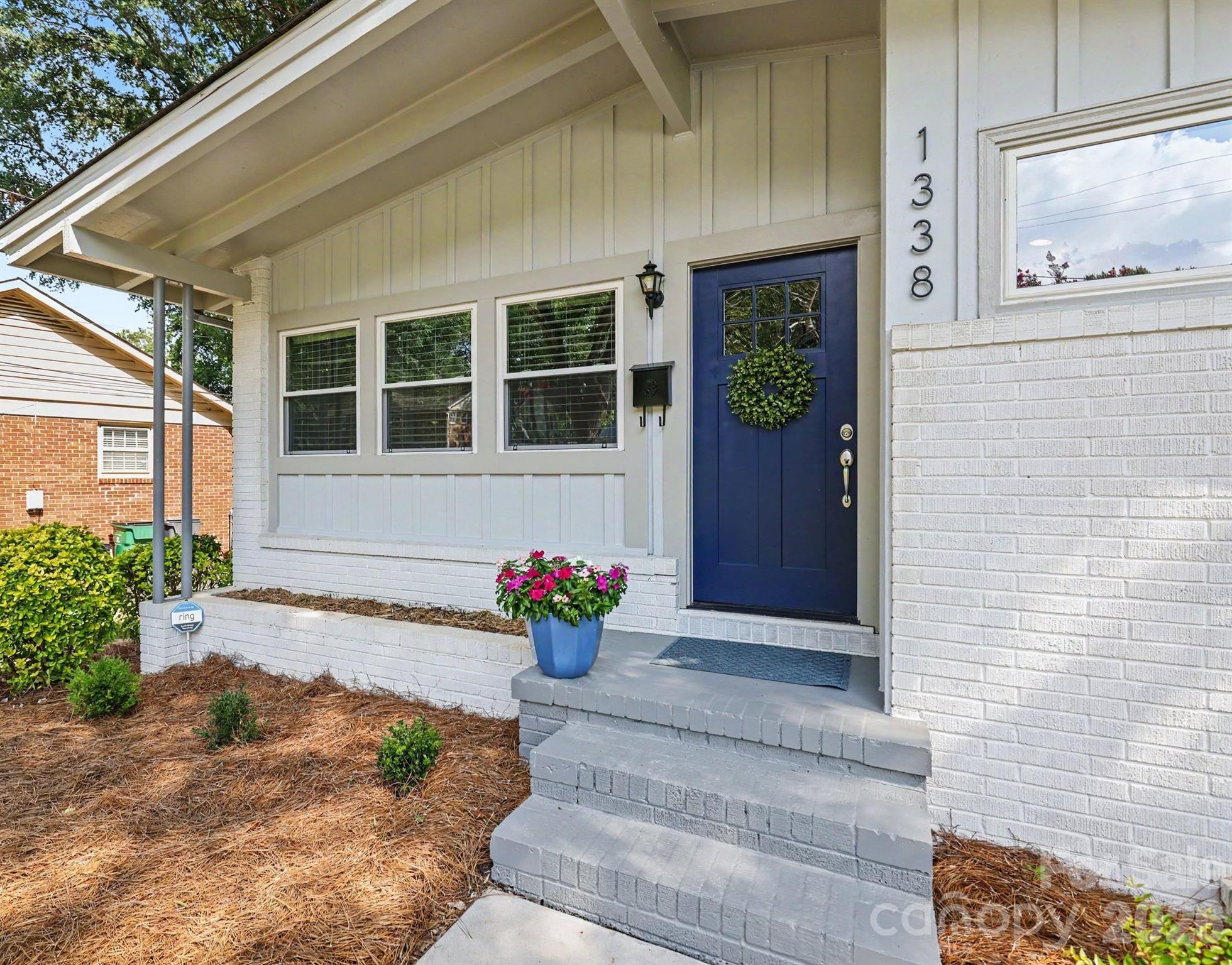 1338 Edgewater Drive